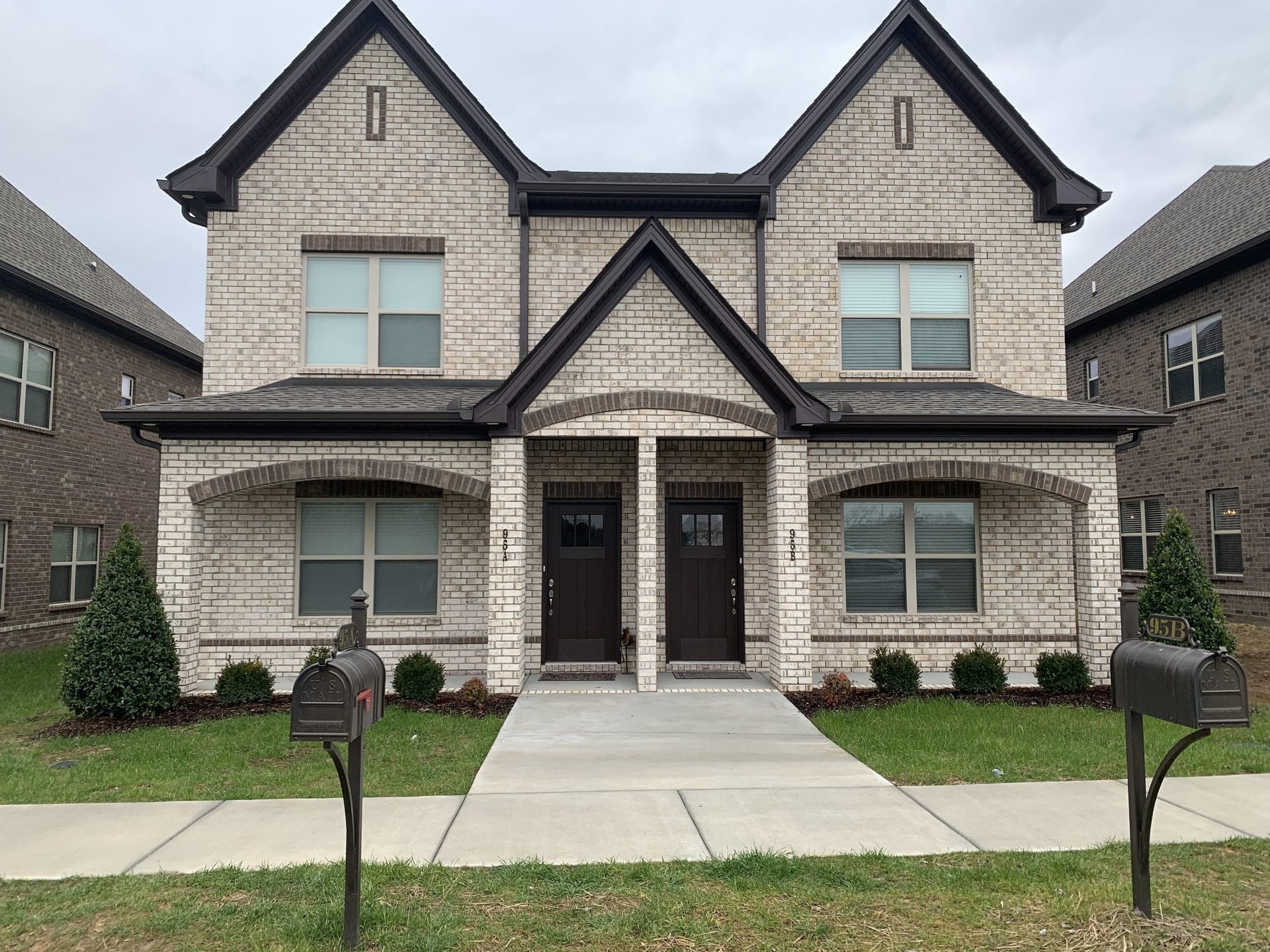 99A CAGES RD, Hendersonville, TN 37075