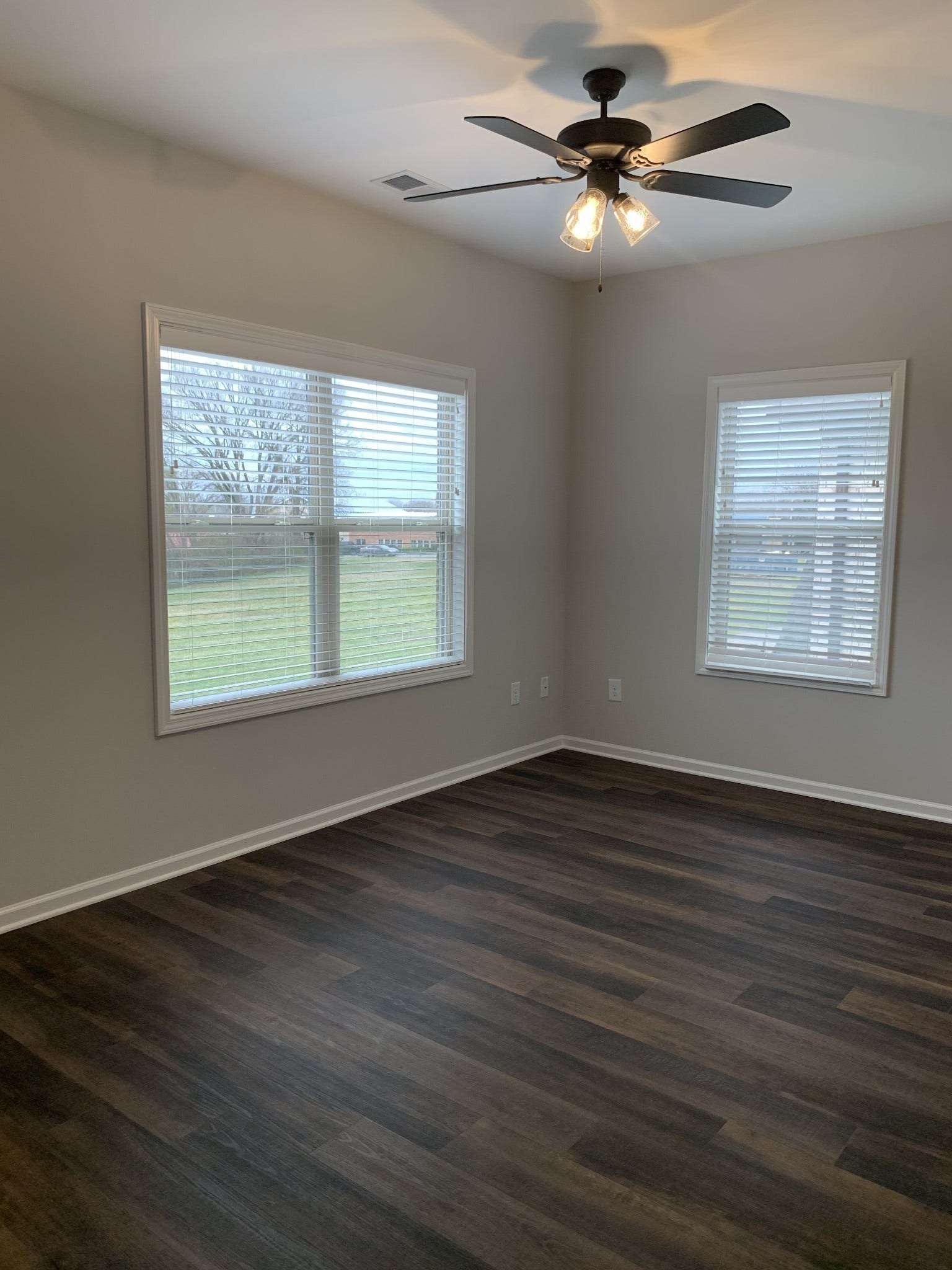 99A CAGES RD, Hendersonville, TN 37075