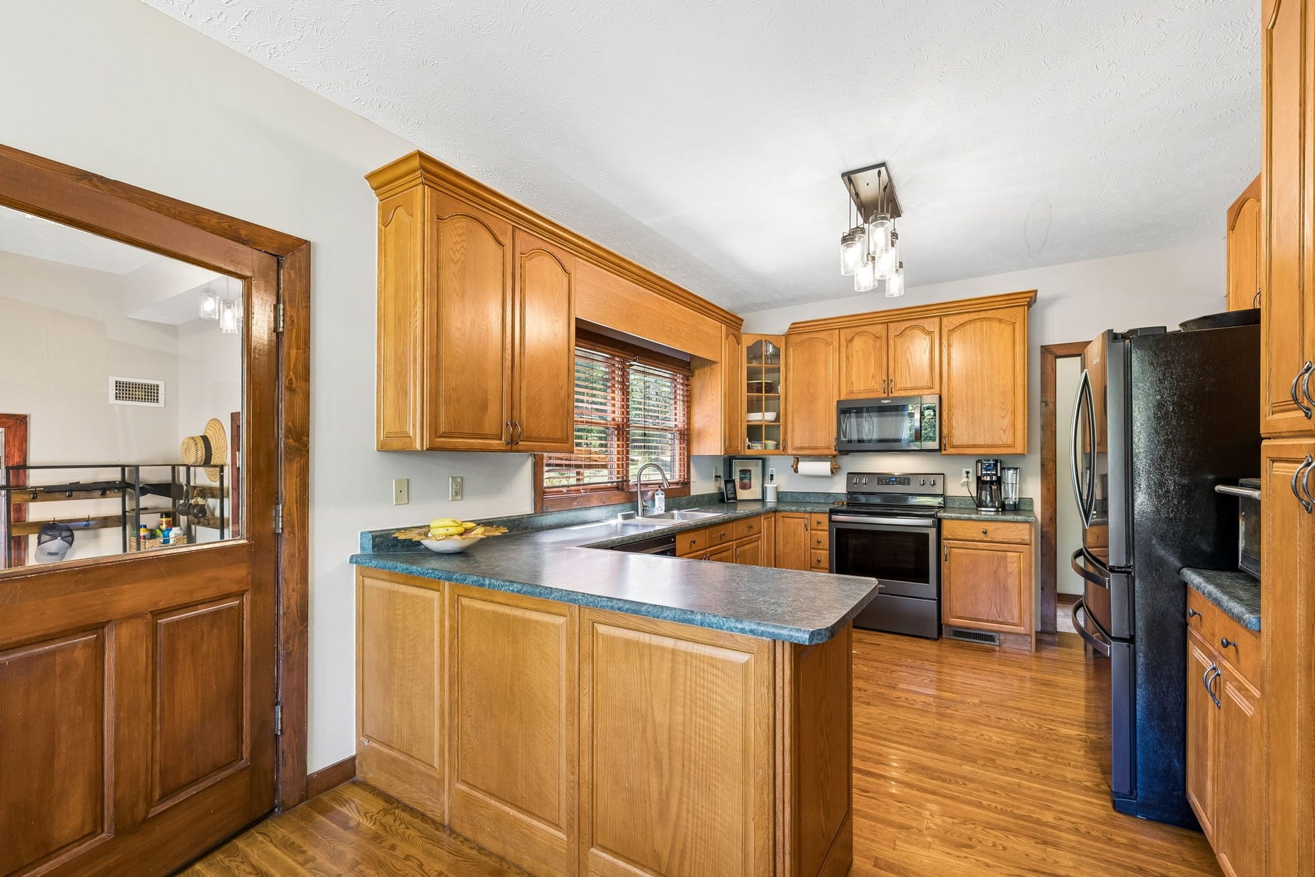 2325 Newman Rd, Rockvale, TN 37153