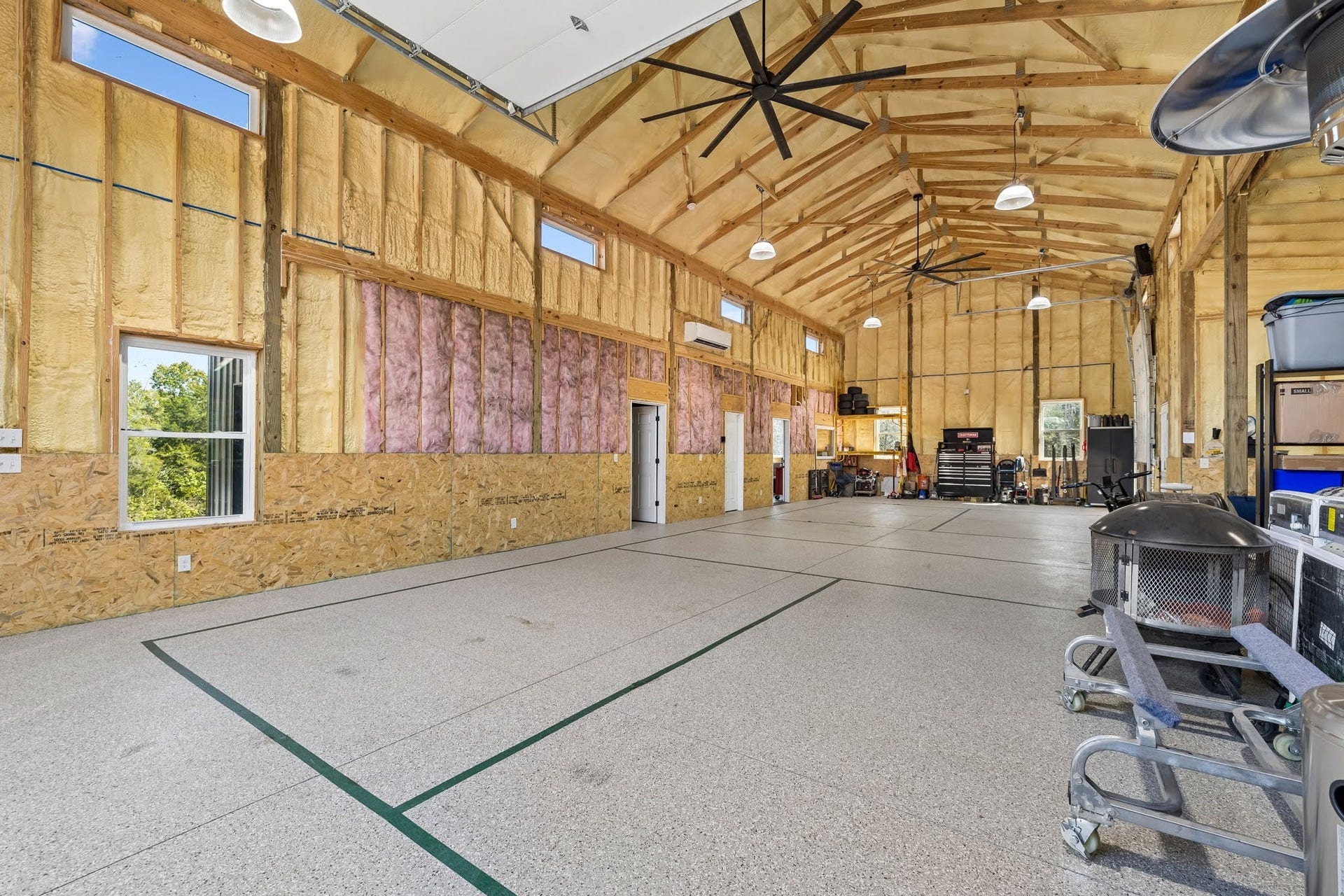 2325 Newman Rd, Rockvale, TN 37153