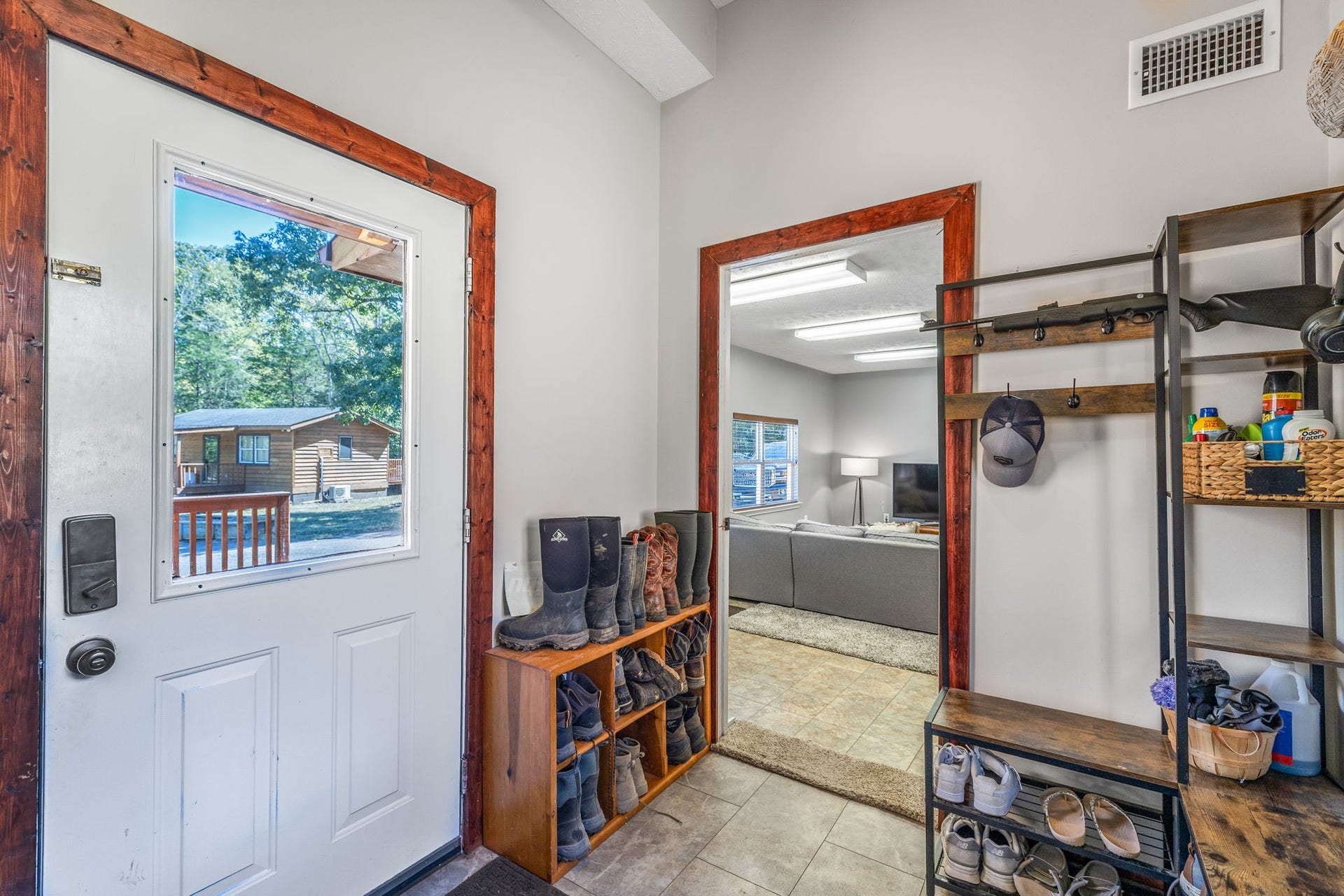 2325 Newman Rd, Rockvale, TN 37153