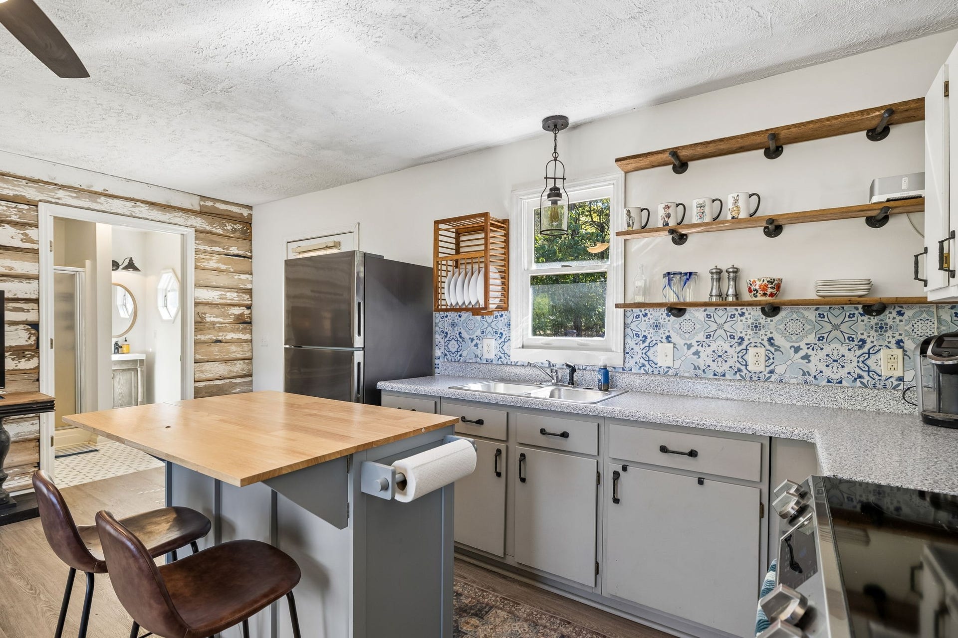 2325 Newman Rd, Rockvale, TN 37153