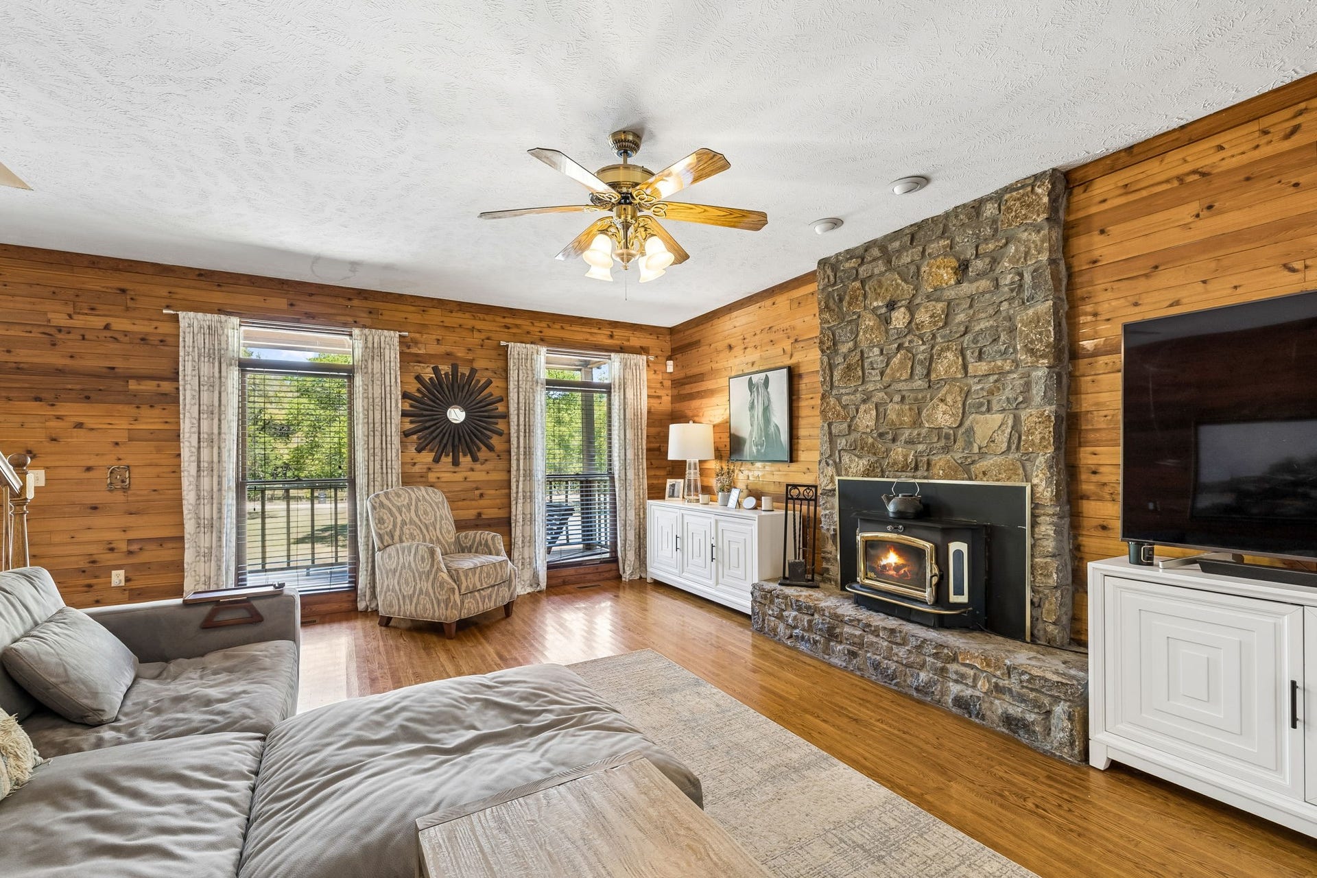 2325 Newman Rd, Rockvale, TN 37153