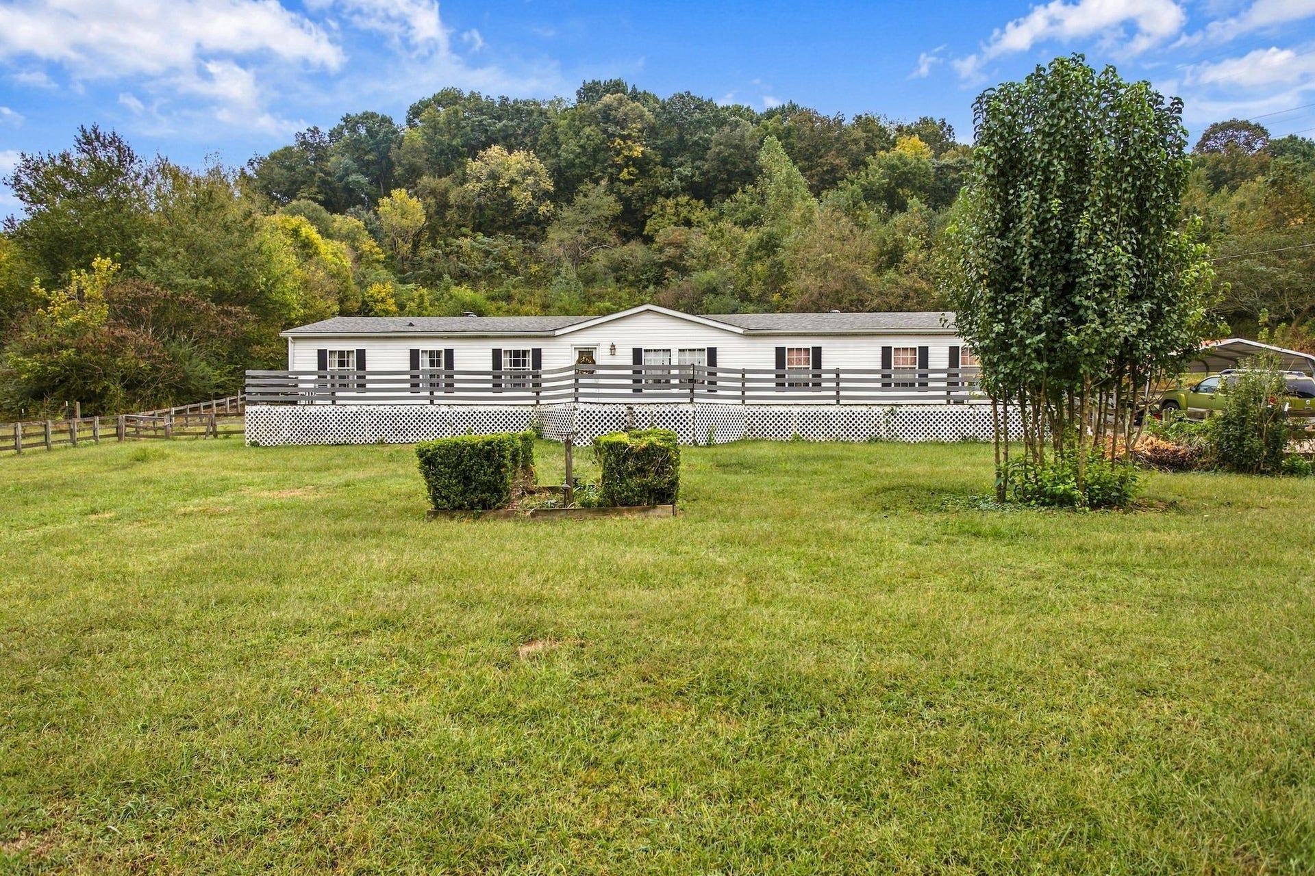 8639 King Hollow Road, Mount Pleasant, TN 38474 8639 King Hollow Road, Mount Pleasant, TN 38474