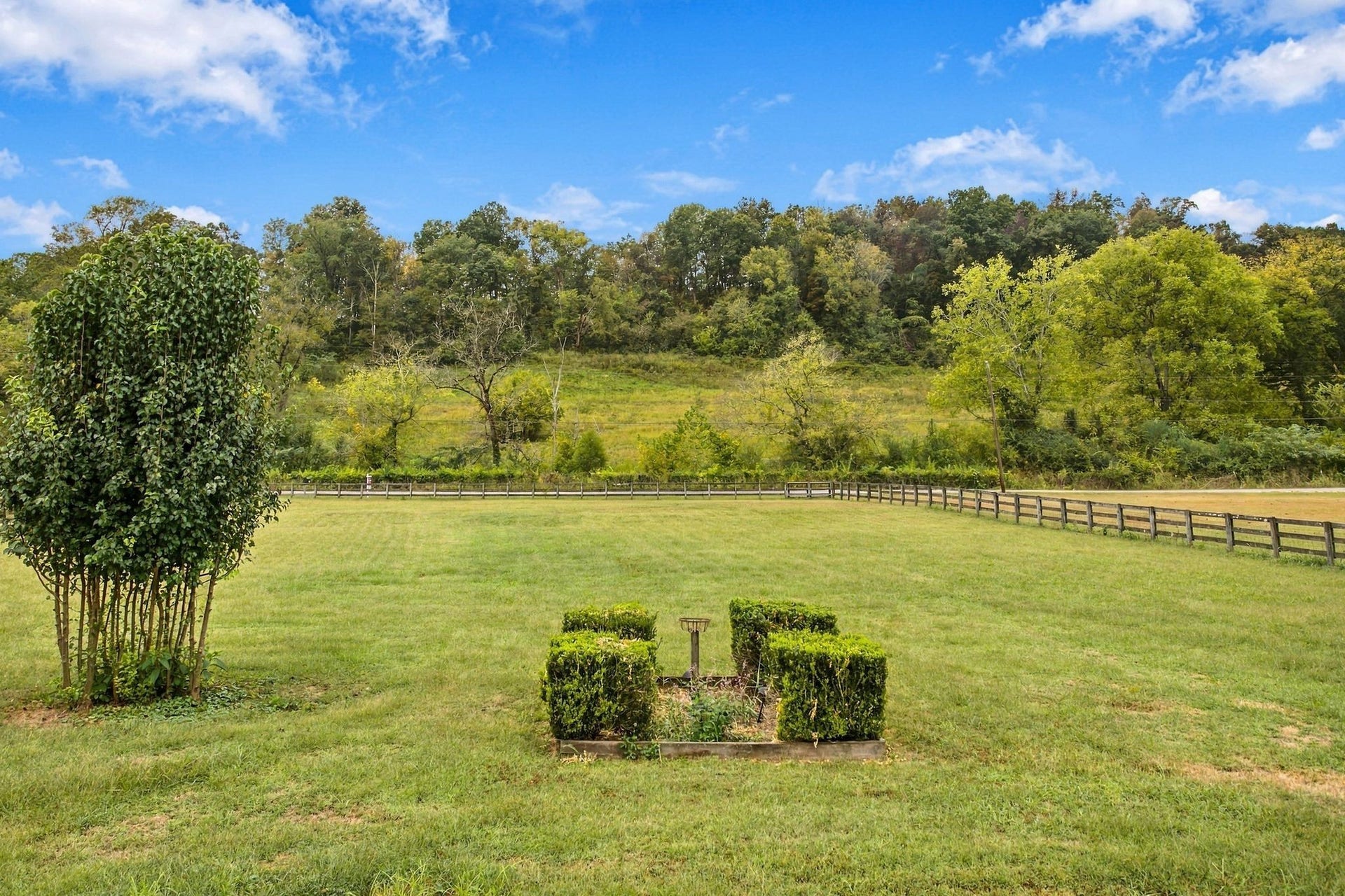 8639 King Hollow Road, Mount Pleasant, TN 38474 8639 King Hollow Road, Mount Pleasant, TN 38474