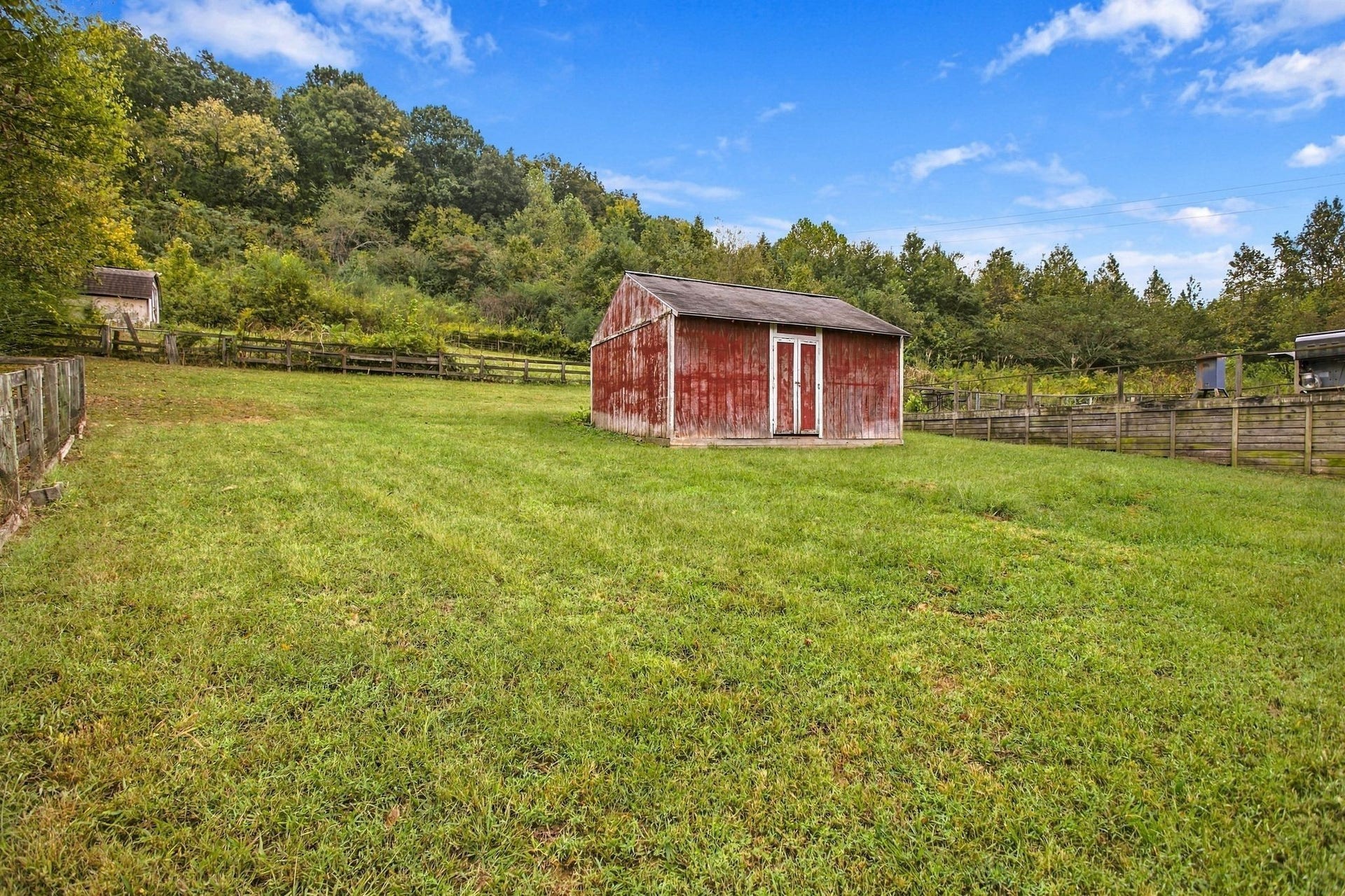 8639 King Hollow Road, Mount Pleasant, TN 38474 8639 King Hollow Road, Mount Pleasant, TN 38474