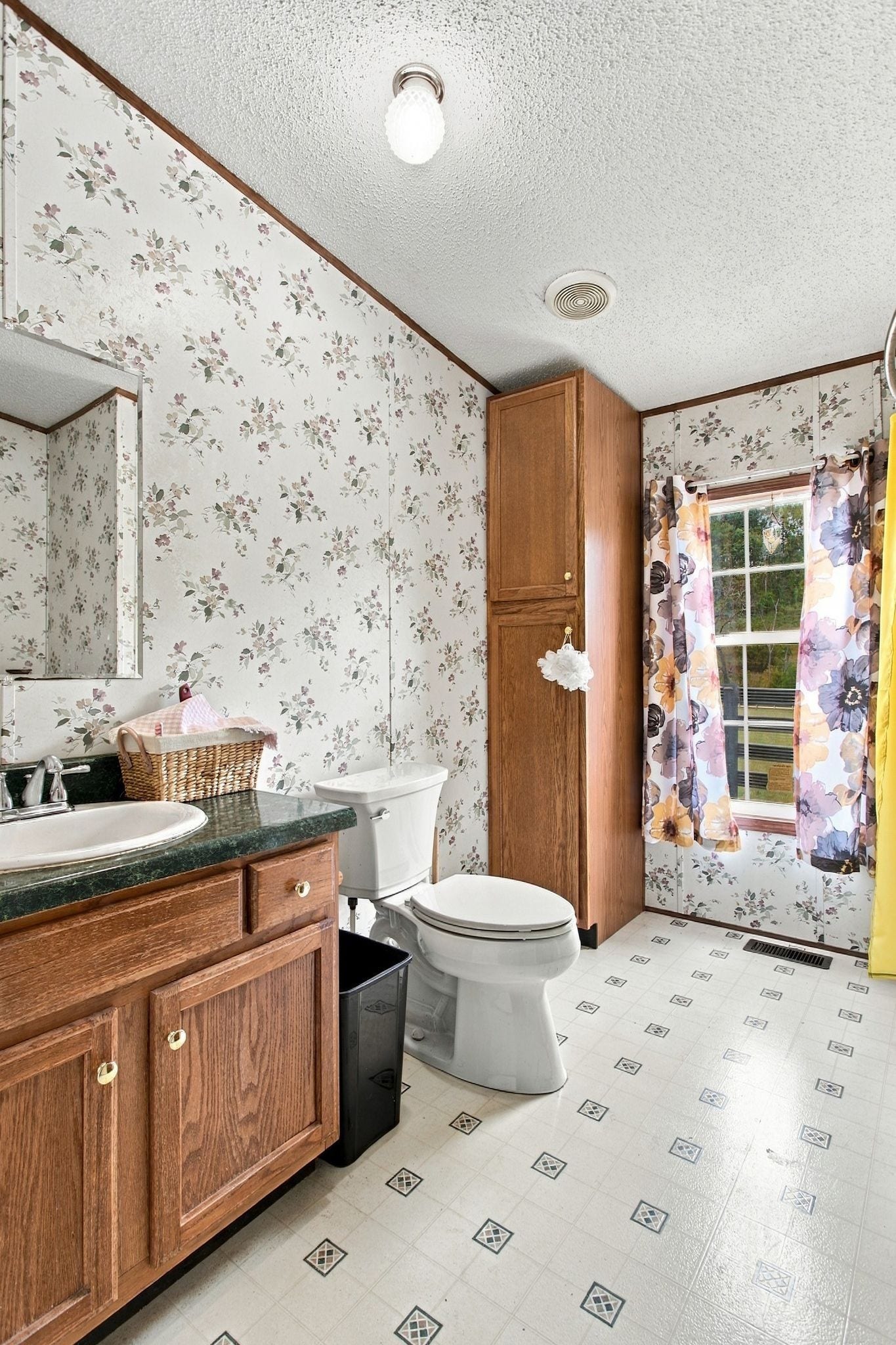 8639 King Hollow Road, Mount Pleasant, TN 38474 8639 King Hollow Road, Mount Pleasant, TN 38474