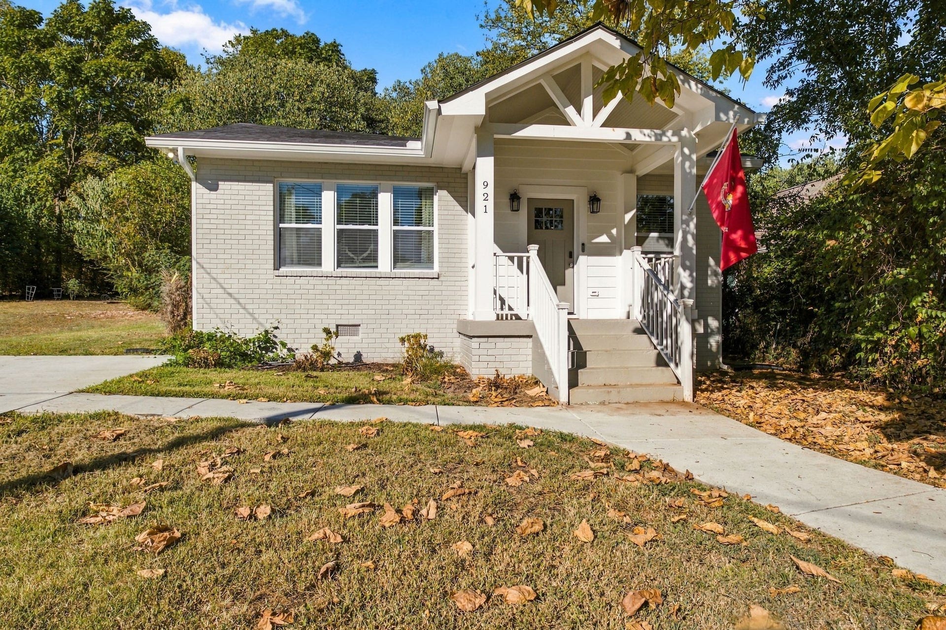 921 42nd Ave N, Nashville, TN 37209 921 42nd Ave N, Nashville, TN 37209