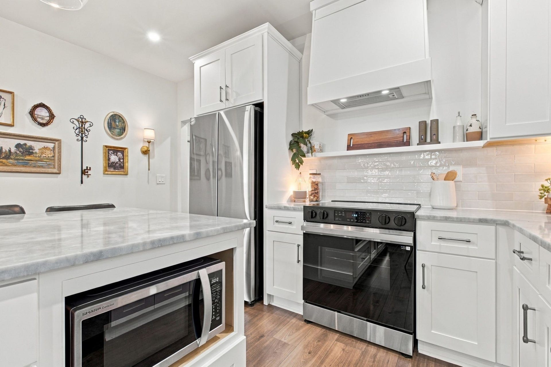 921 42nd Ave N, Nashville, TN 37209 921 42nd Ave N, Nashville, TN 37209