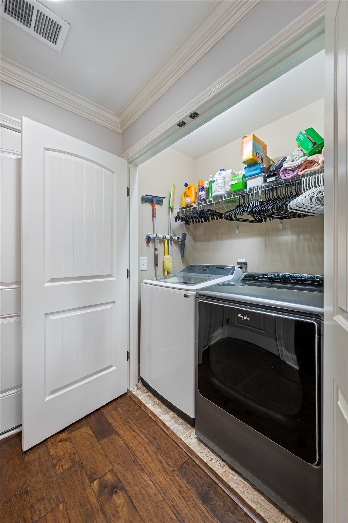 831 Manner Ln, Lebanon, TN 37087 Laundry room