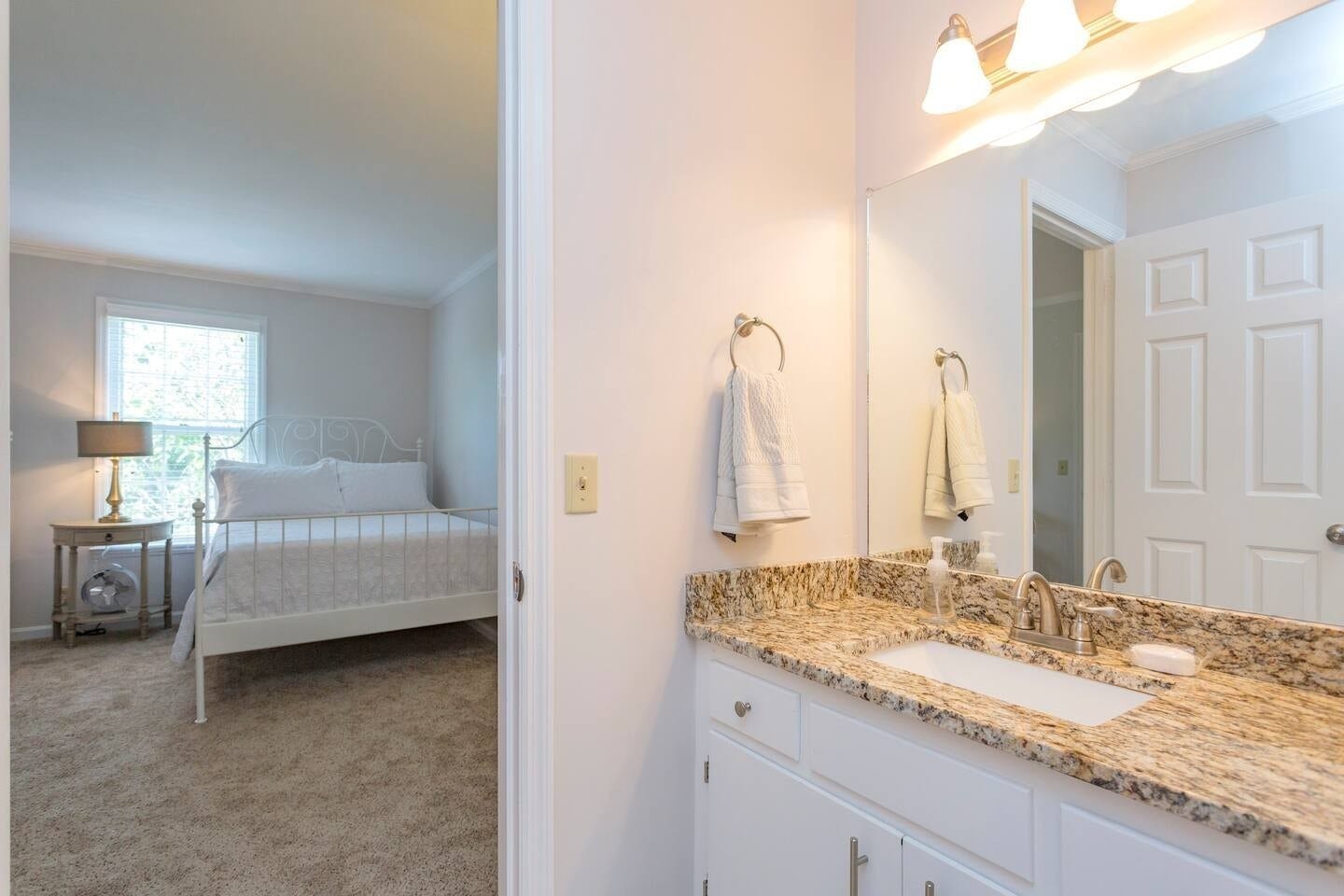 2601 Blakemore Ave, #B, Nashville, TN 37212 2601 Blakemore Ave, #B, Nashville, TN 37212