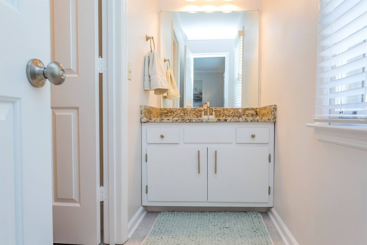 2601 Blakemore Ave, #B, Nashville, TN 37212 2601 Blakemore Ave, #B, Nashville, TN 37212