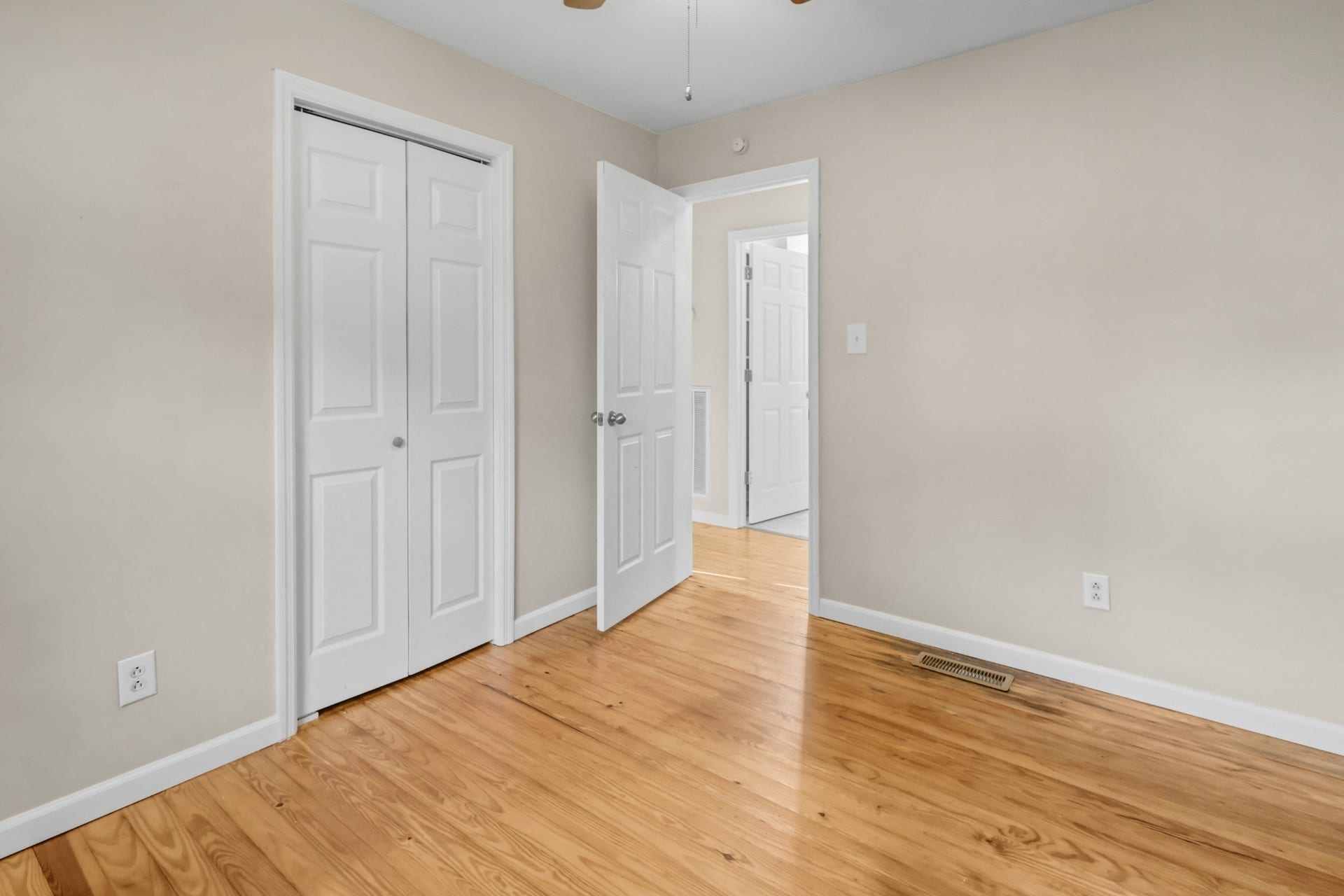 890 19th Ave W, Springfield, TN 37172 890 19th Ave W, Springfield, TN 37172