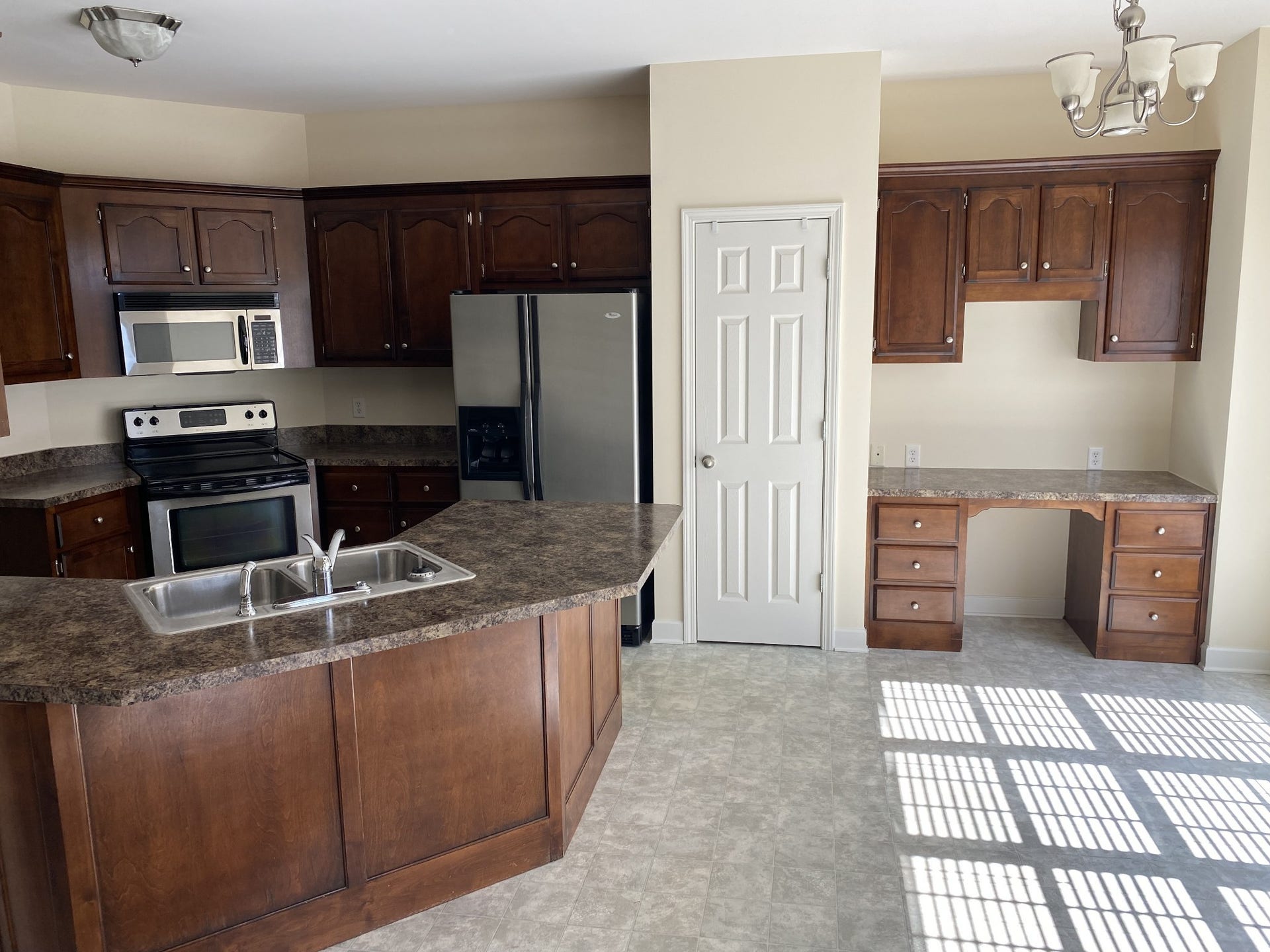 715 Starpoint Dr, Gallatin, TN 37066 715 Starpoint Dr, Gallatin, TN 37066