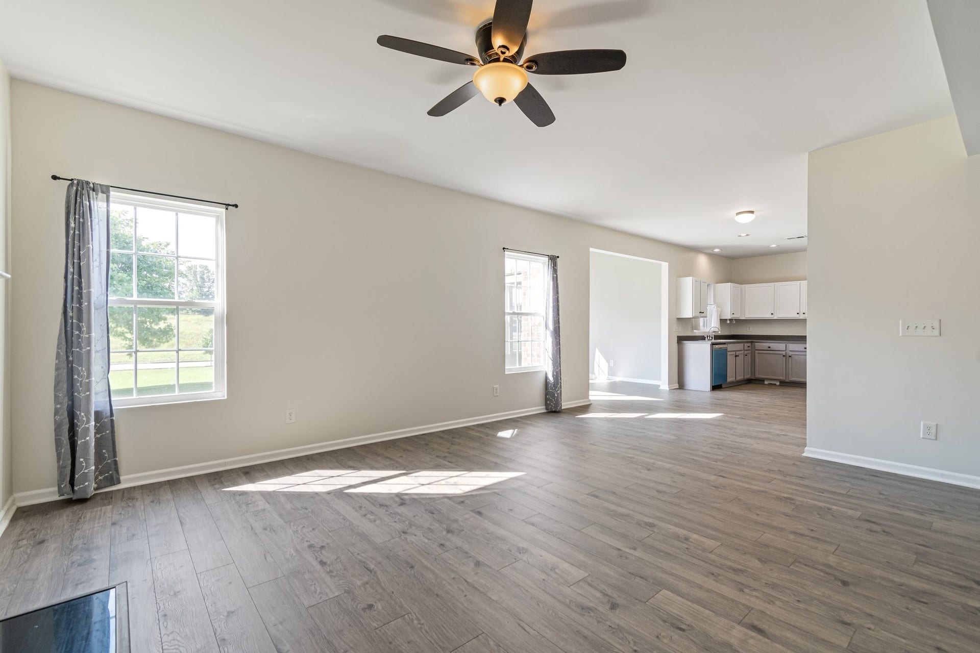 1006 Solomon Ln, Spring Hill, TN 37174 1006 Solomon Ln, Spring Hill, TN 37174