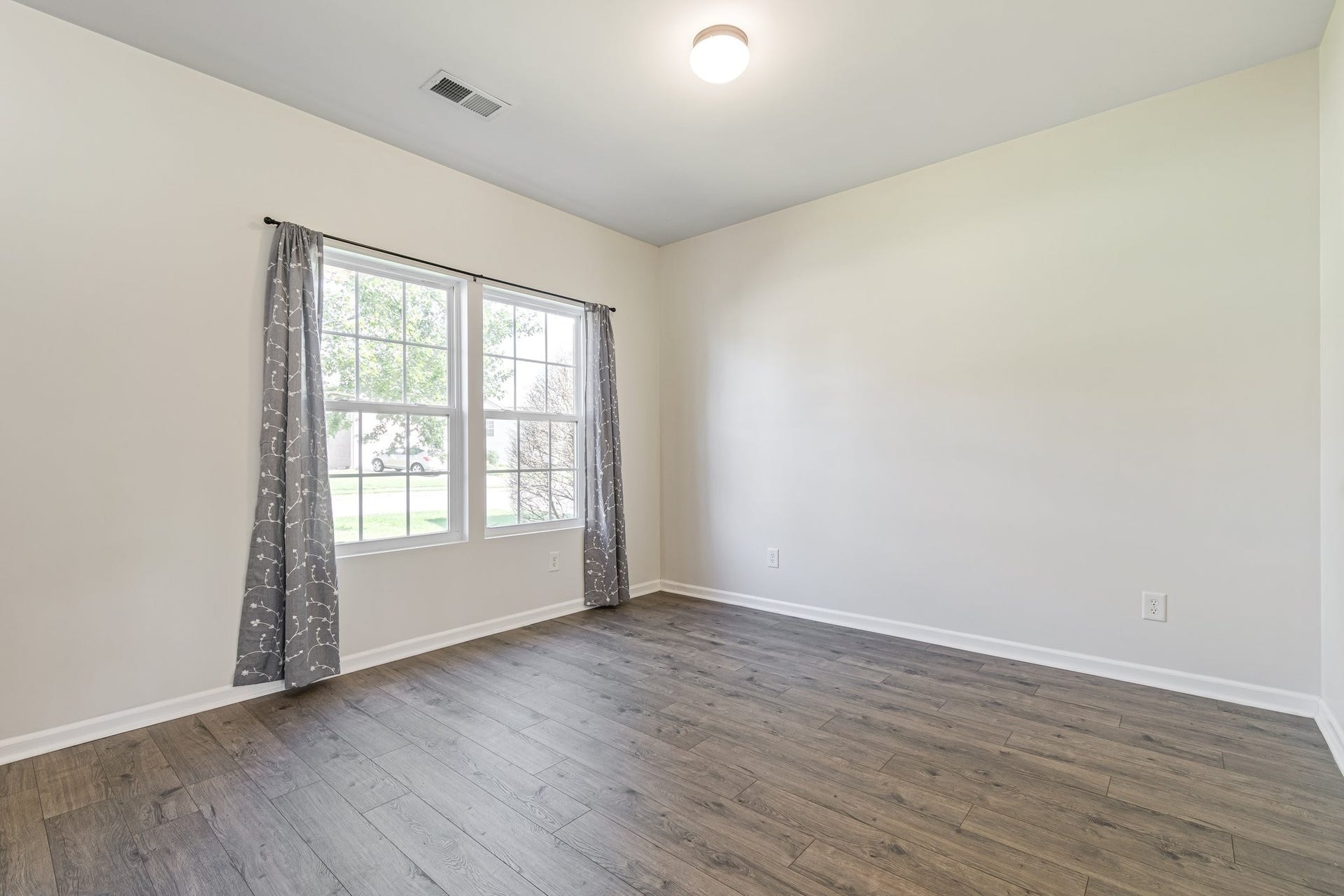 1006 Solomon Ln, Spring Hill, TN 37174 1006 Solomon Ln, Spring Hill, TN 37174