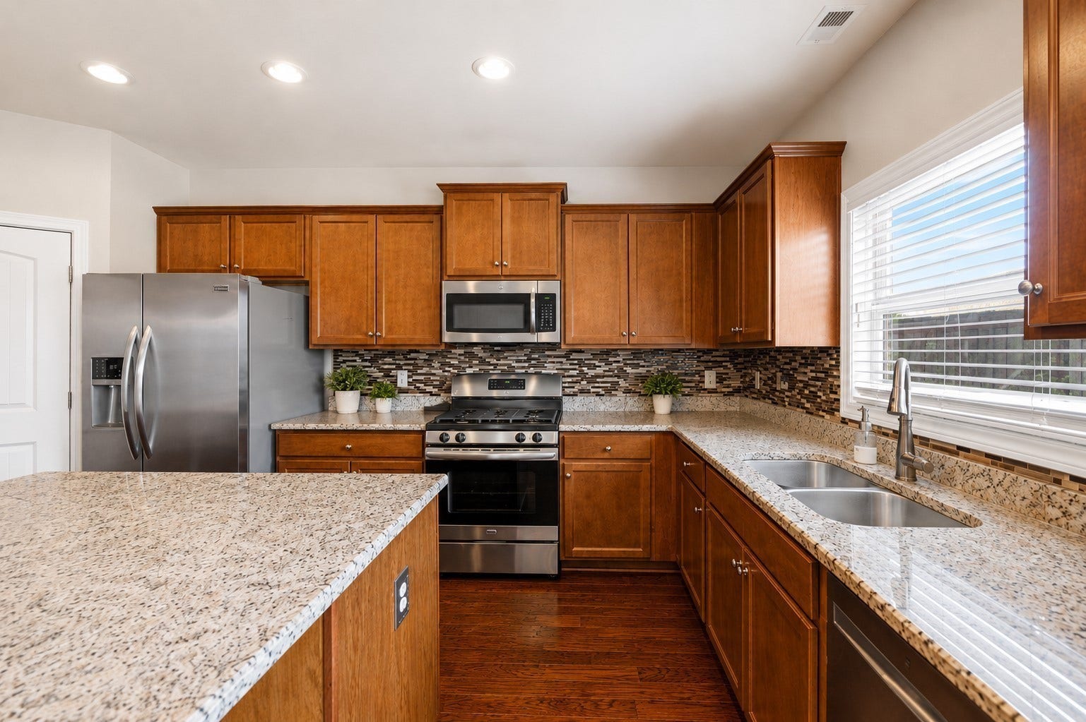 4005 Paperbirch Dr, Smyrna, TN 37167 4005 Paperbirch Dr, Smyrna, TN 37167