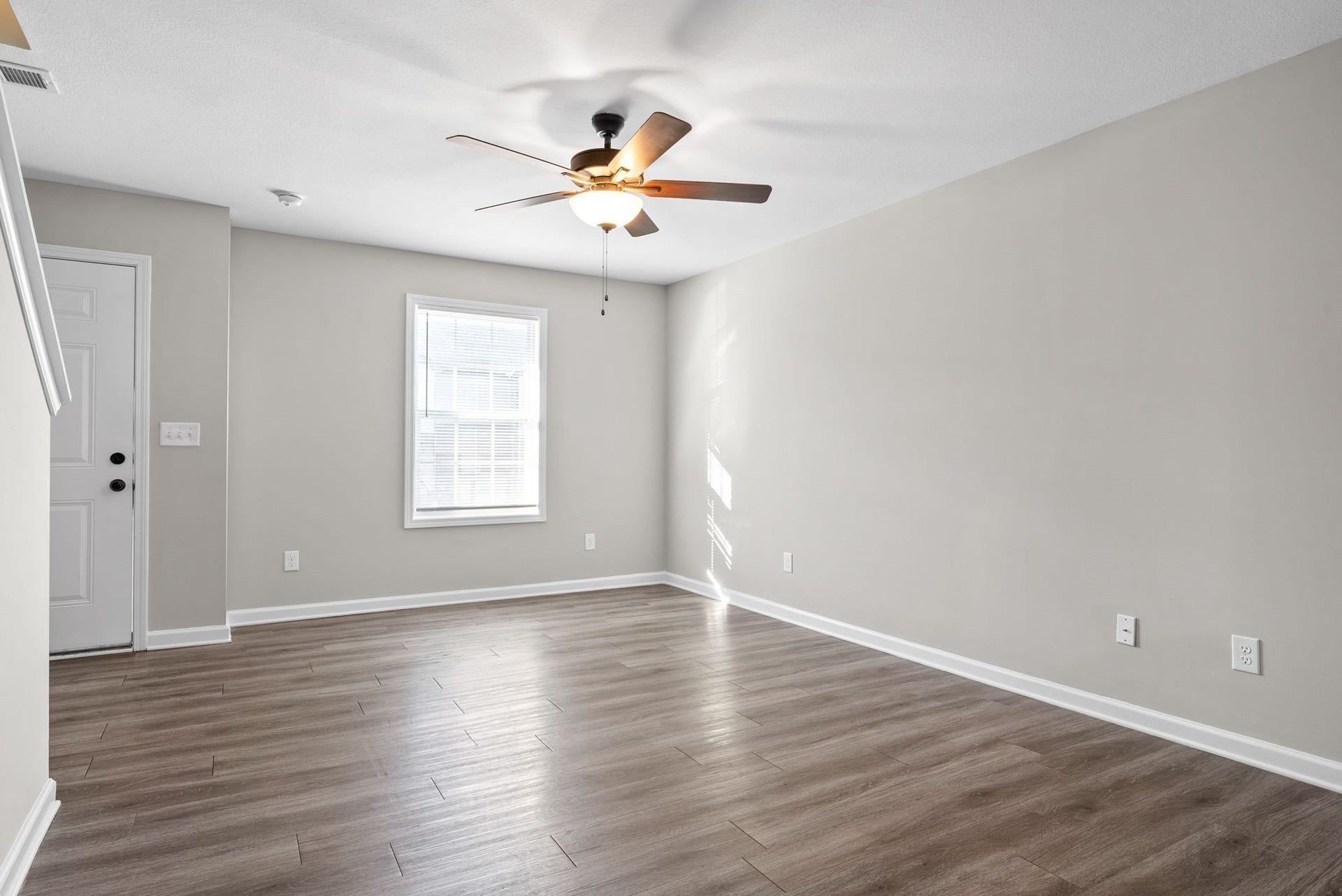 296 Smithson Ln, #C, Clarksville, TN 37040 296 Smithson Ln, #C, Clarksville, TN 37040