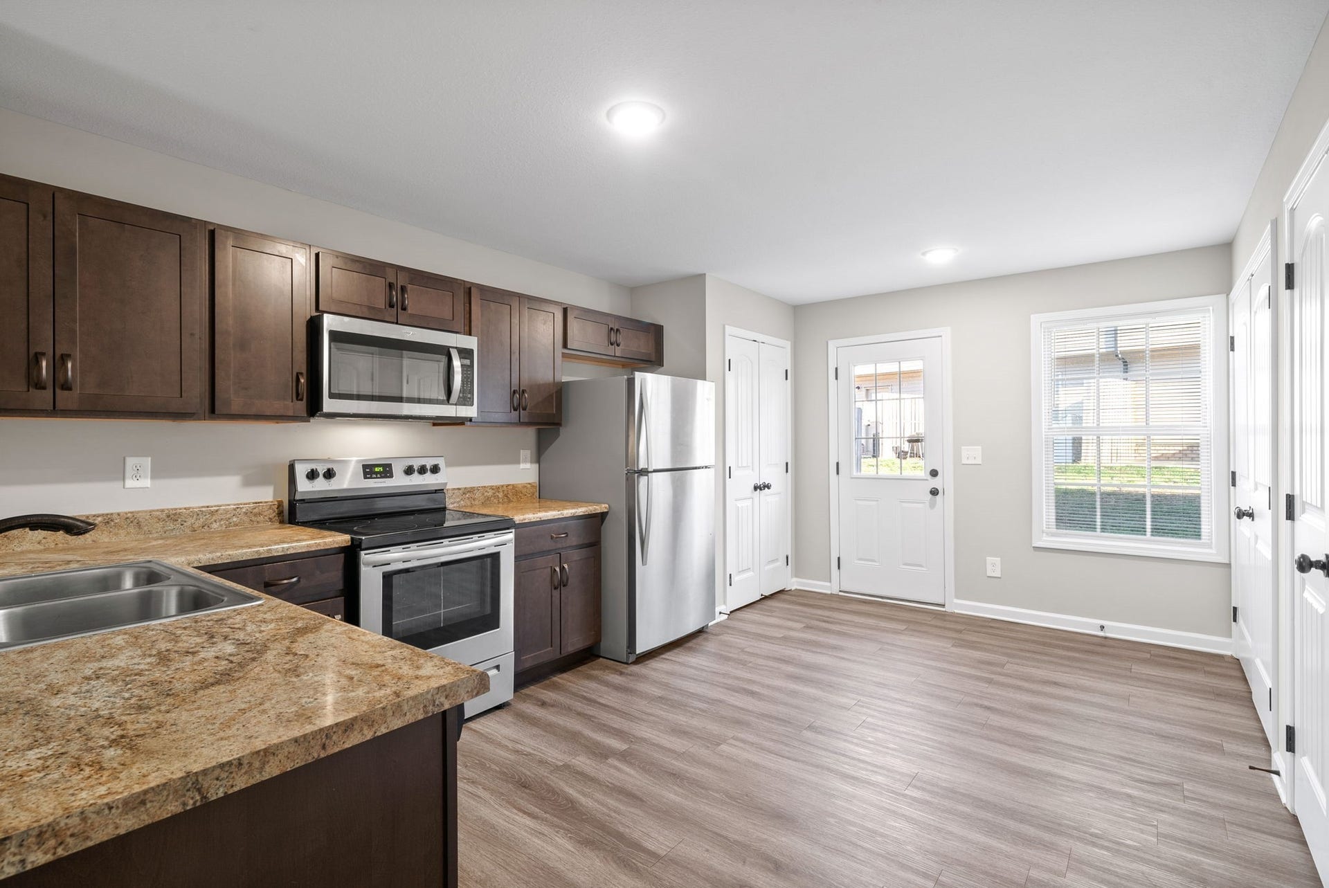 296 Smithson Ln, #C, Clarksville, TN 37040 296 Smithson Ln, #C, Clarksville, TN 37040