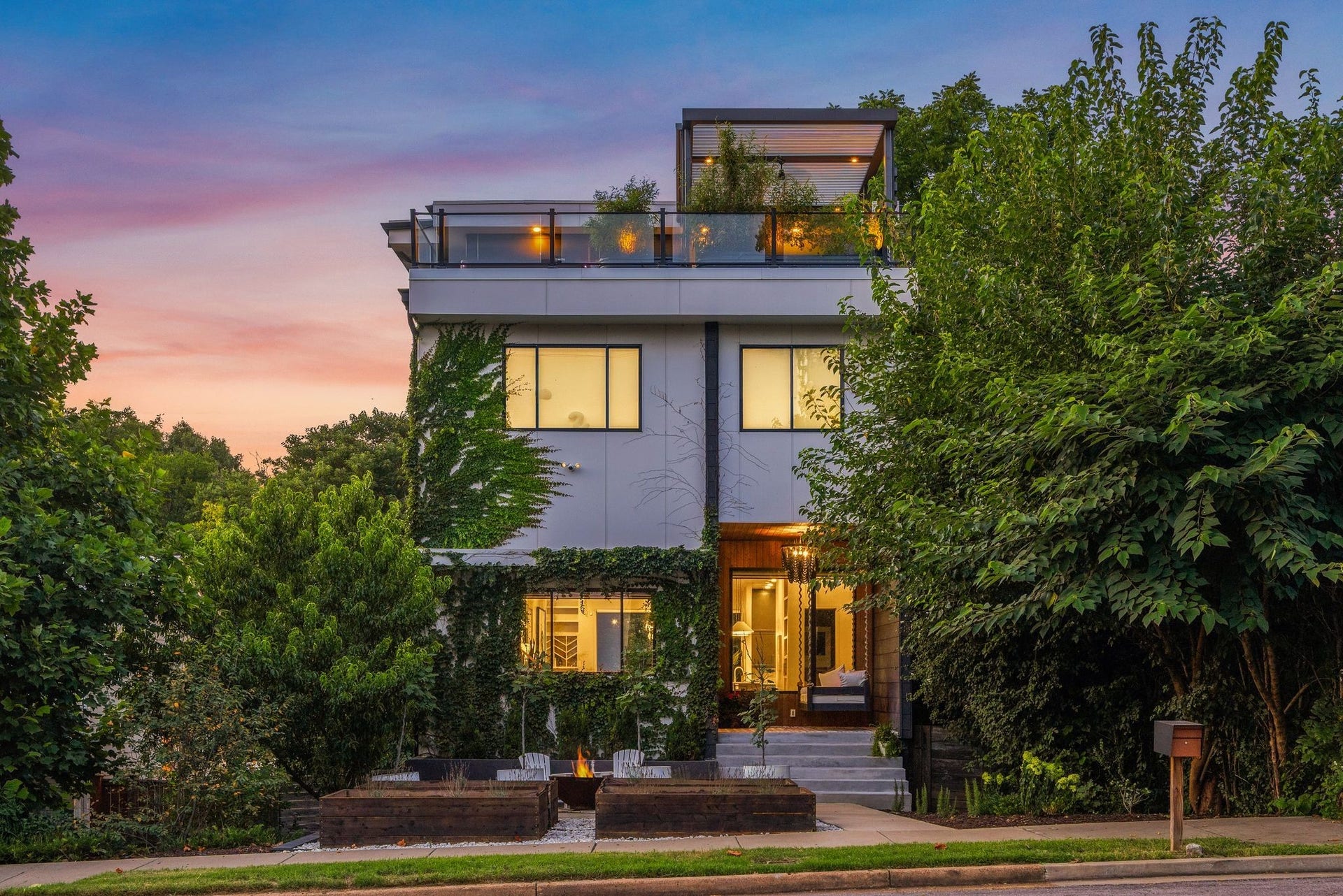 1105 Glenview Dr, Nashville, TN 37206 1105 Glenview Dr, Nashville, TN 37206