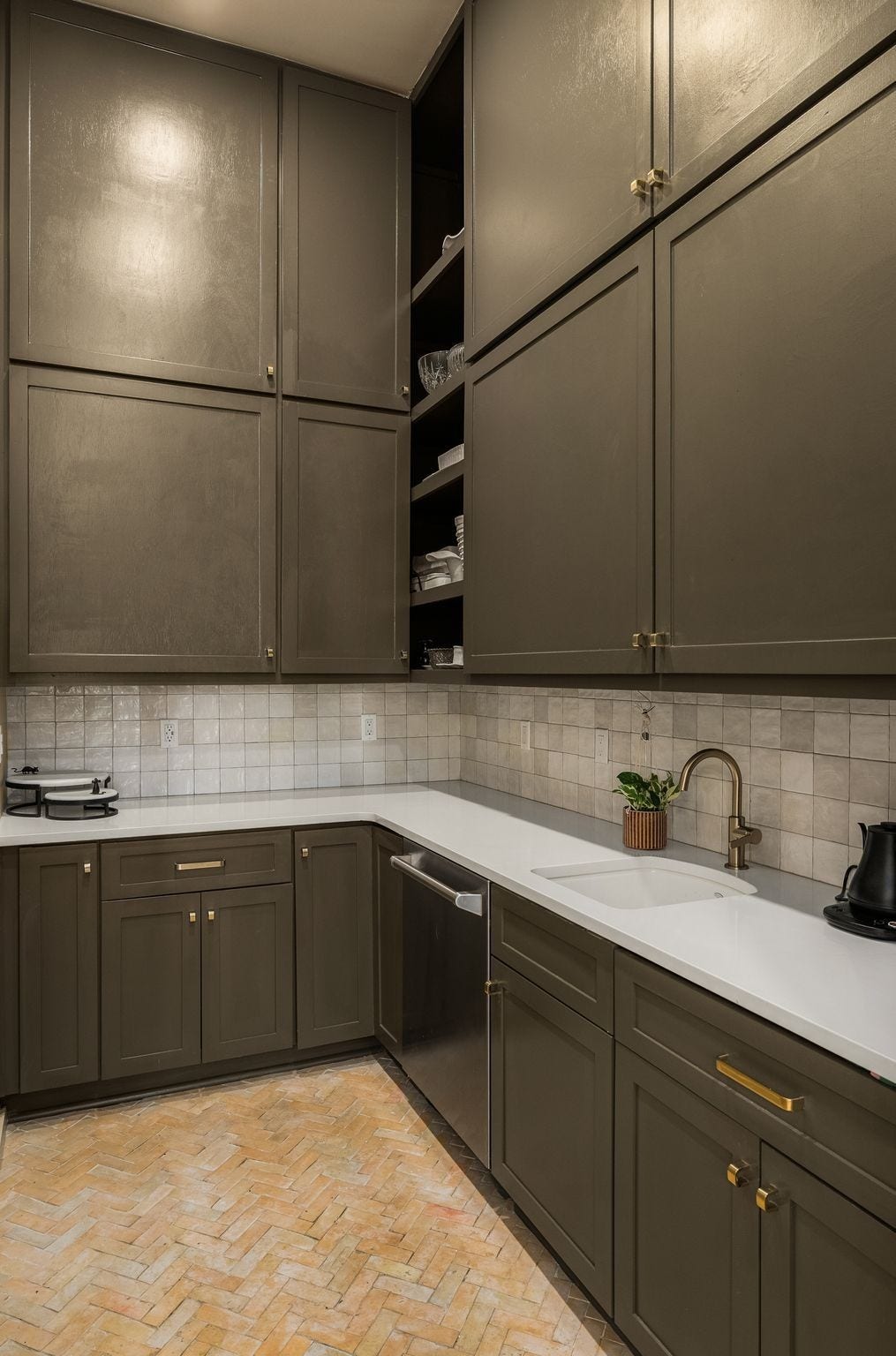 1105 Glenview Dr, Nashville, TN 37206 1105 Glenview Dr, Nashville, TN 37206
