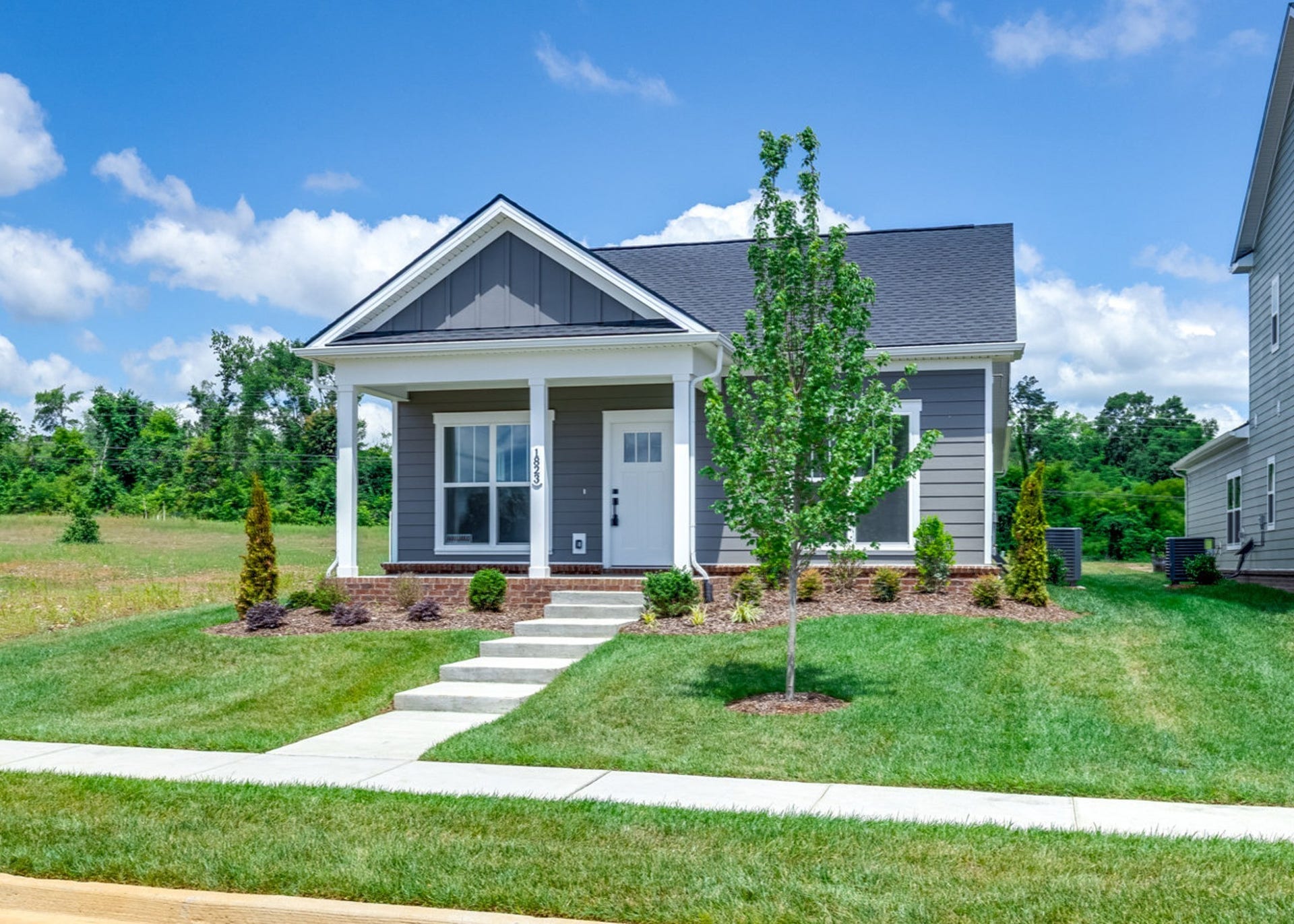 1823 Flatwaters St, Spring Hill, TN 37174 1823 Flatwaters St, Spring Hill, TN 37174