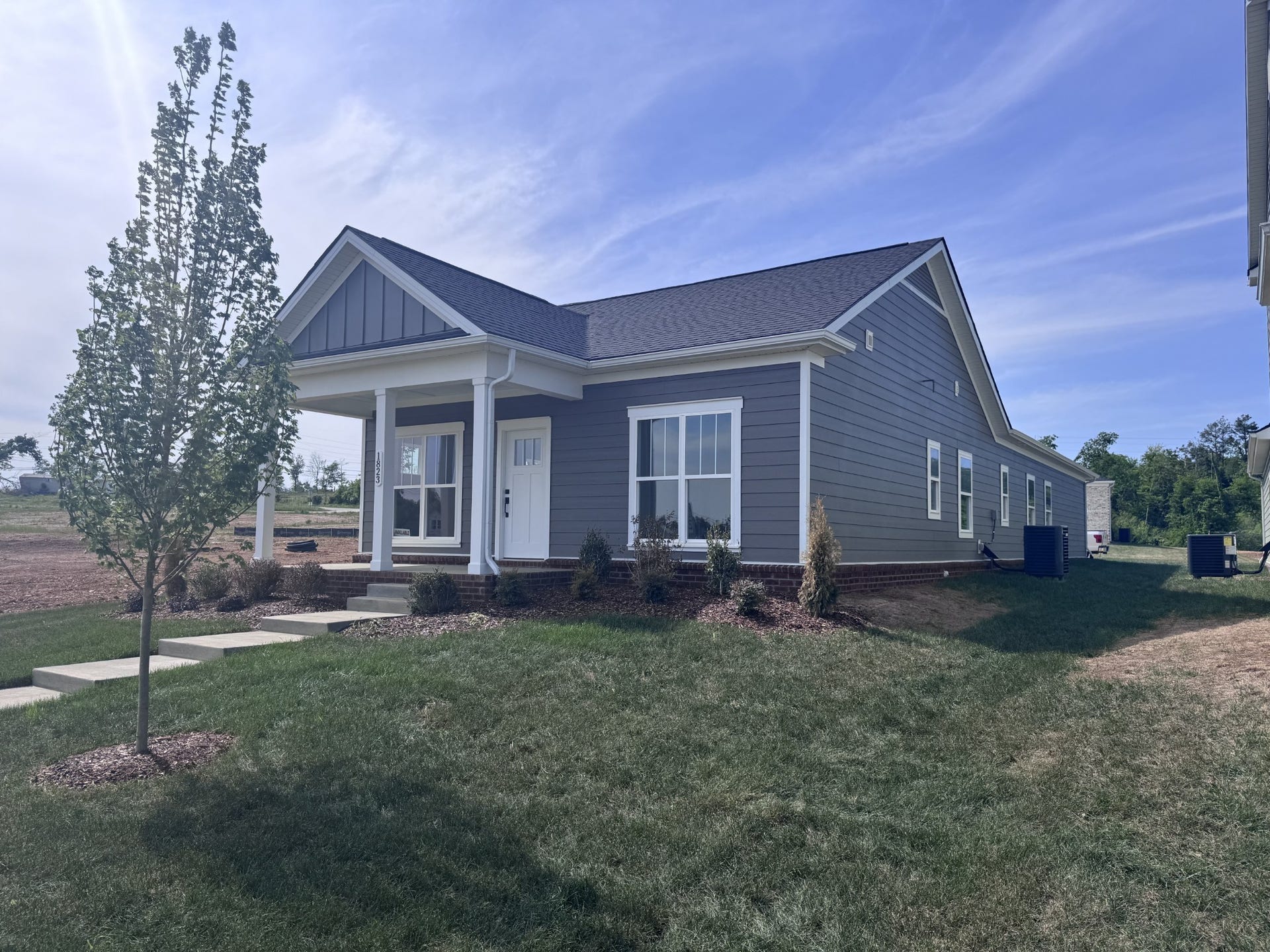 1823 Flatwaters St, Spring Hill, TN 37174 1823 Flatwaters St, Spring Hill, TN 37174