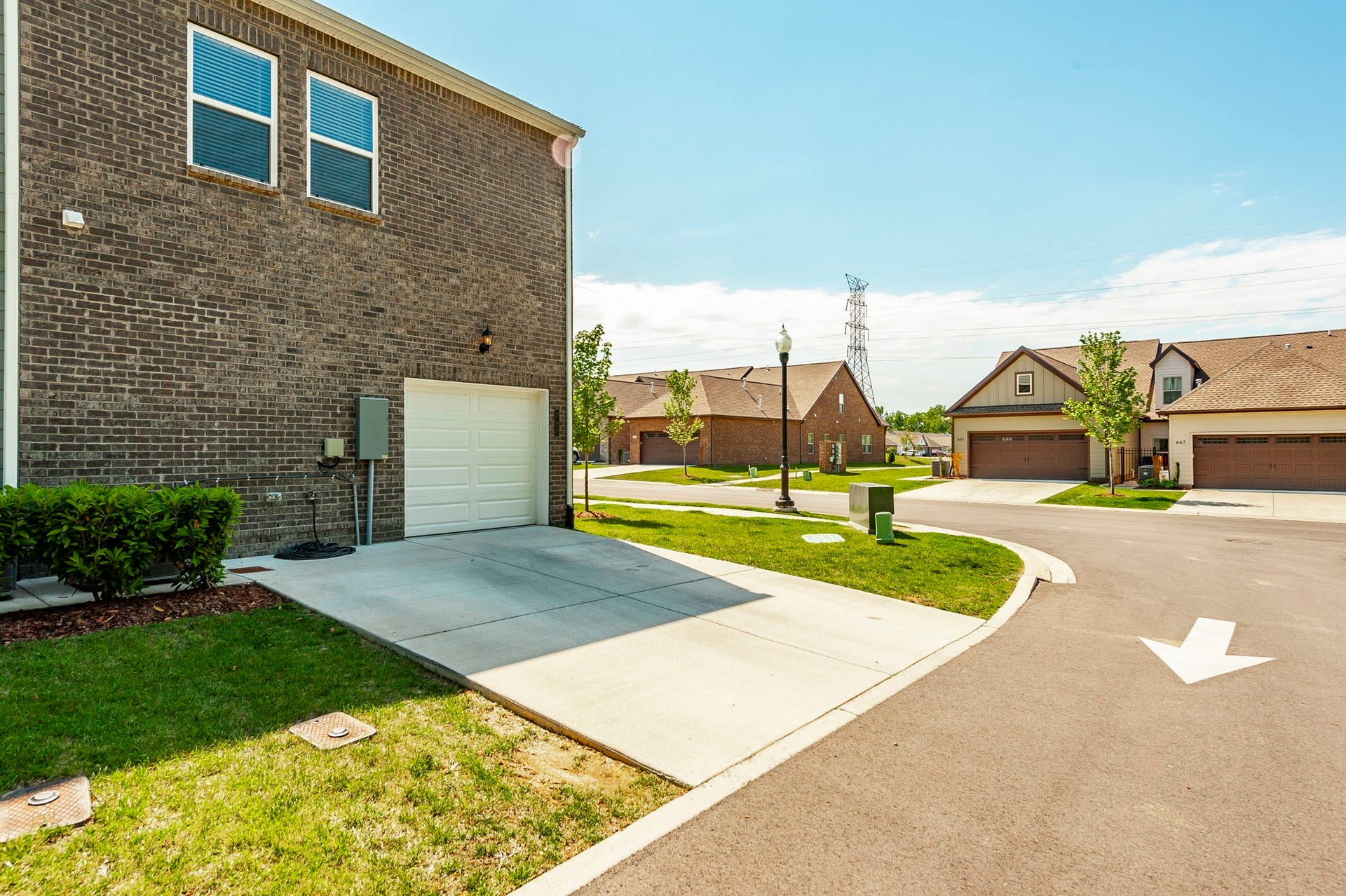 781 Coburg St, Gallatin, TN 37066 781 Coburg St, Gallatin, TN 37066
