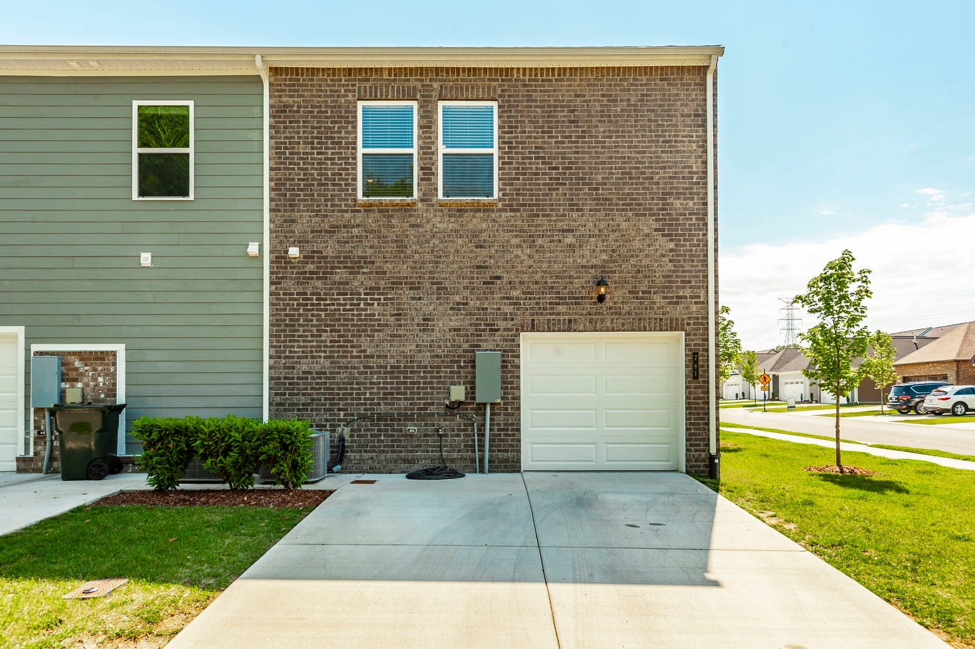 781 Coburg St, Gallatin, TN 37066 781 Coburg St, Gallatin, TN 37066