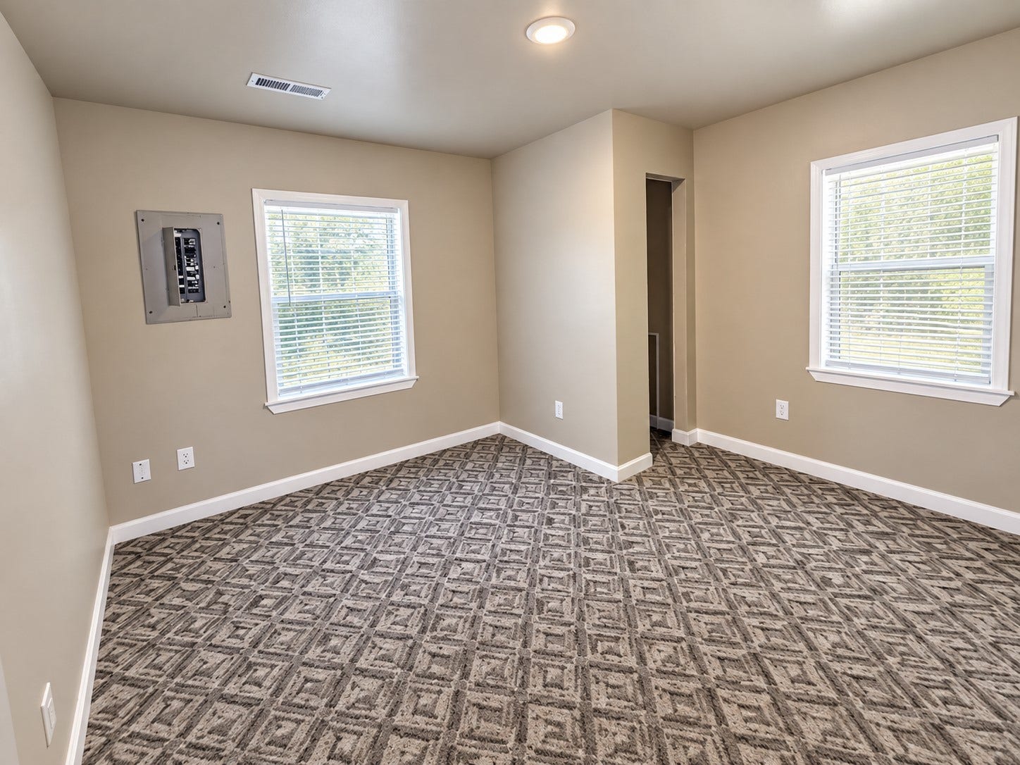 441 E Deaderick St, Jackson, TN 38301 441 E Deaderick St, Jackson, TN 38301