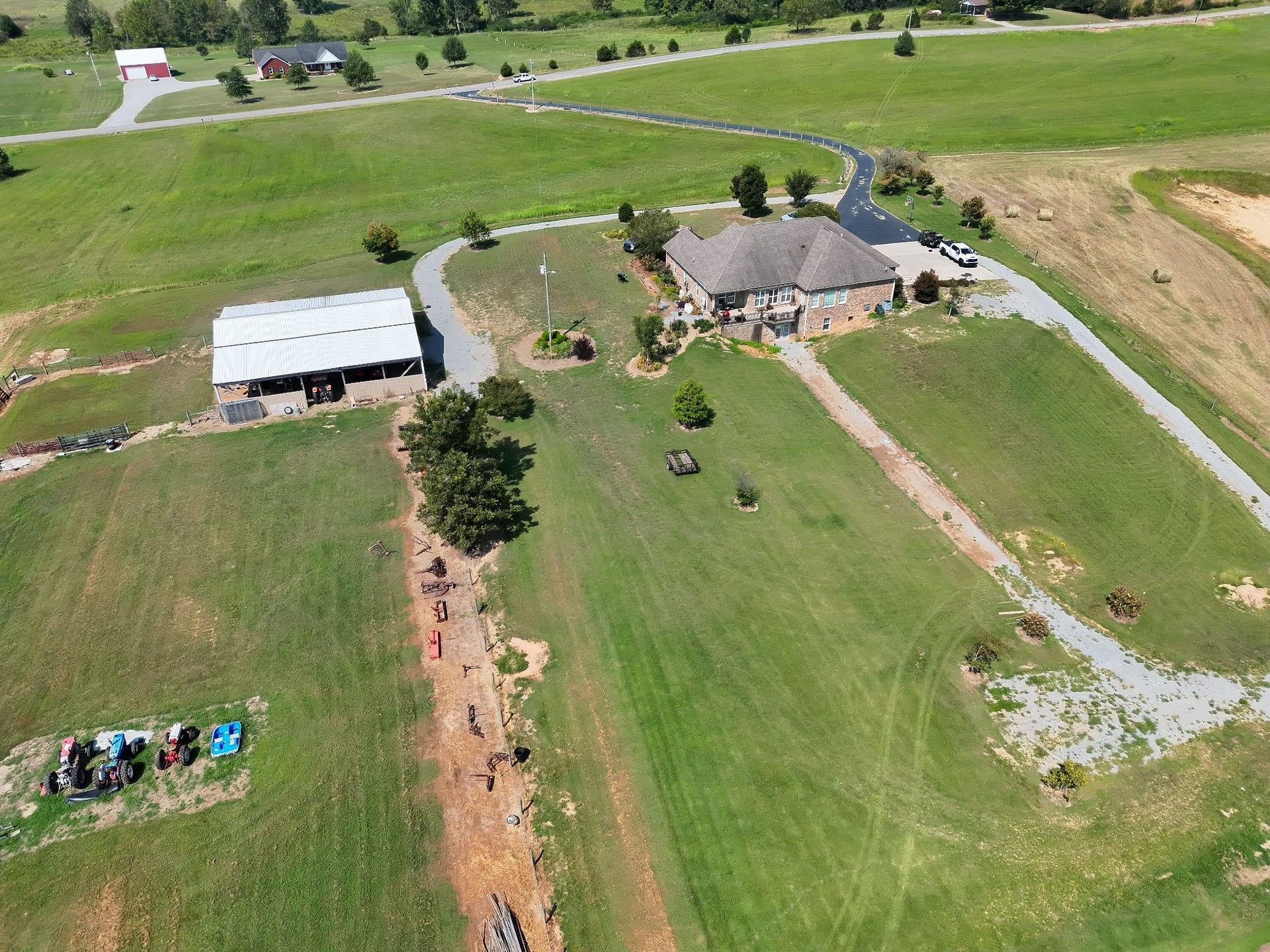 1 Old Lincoln Rd, Fayetteville, TN 37334 1 Old Lincoln Rd, Fayetteville, TN 37334