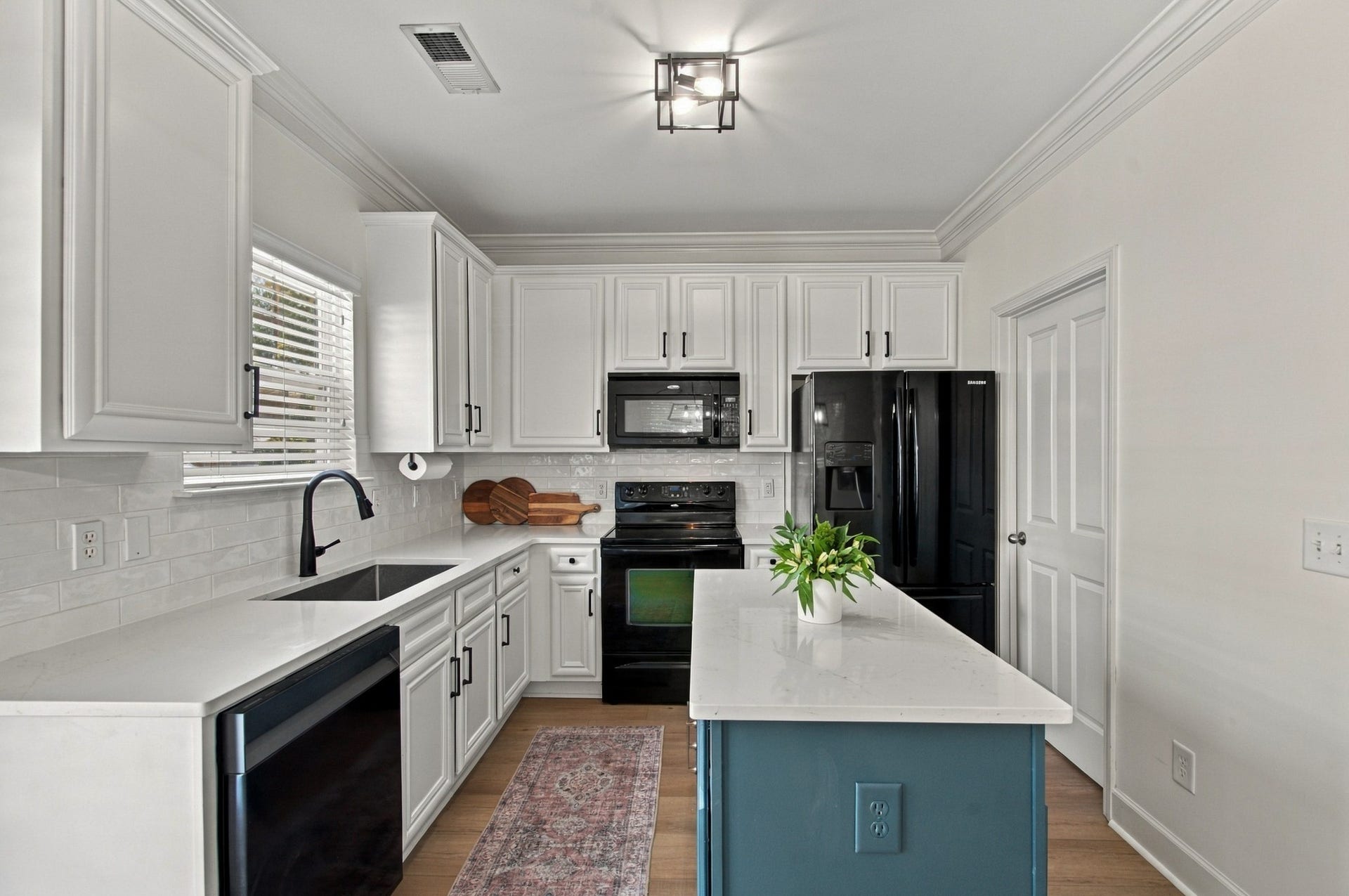 5446 Edmondson Pike, Nashville, TN 37211 5446 Edmondson Pike, Nashville, TN 37211