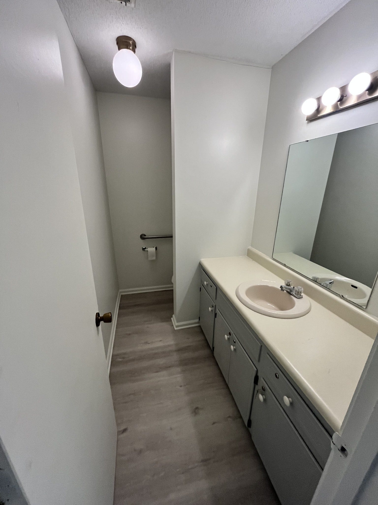 1223 Hatcher Ln, Columbia, TN 38401 1223 Hatcher Ln, Columbia, TN 38401