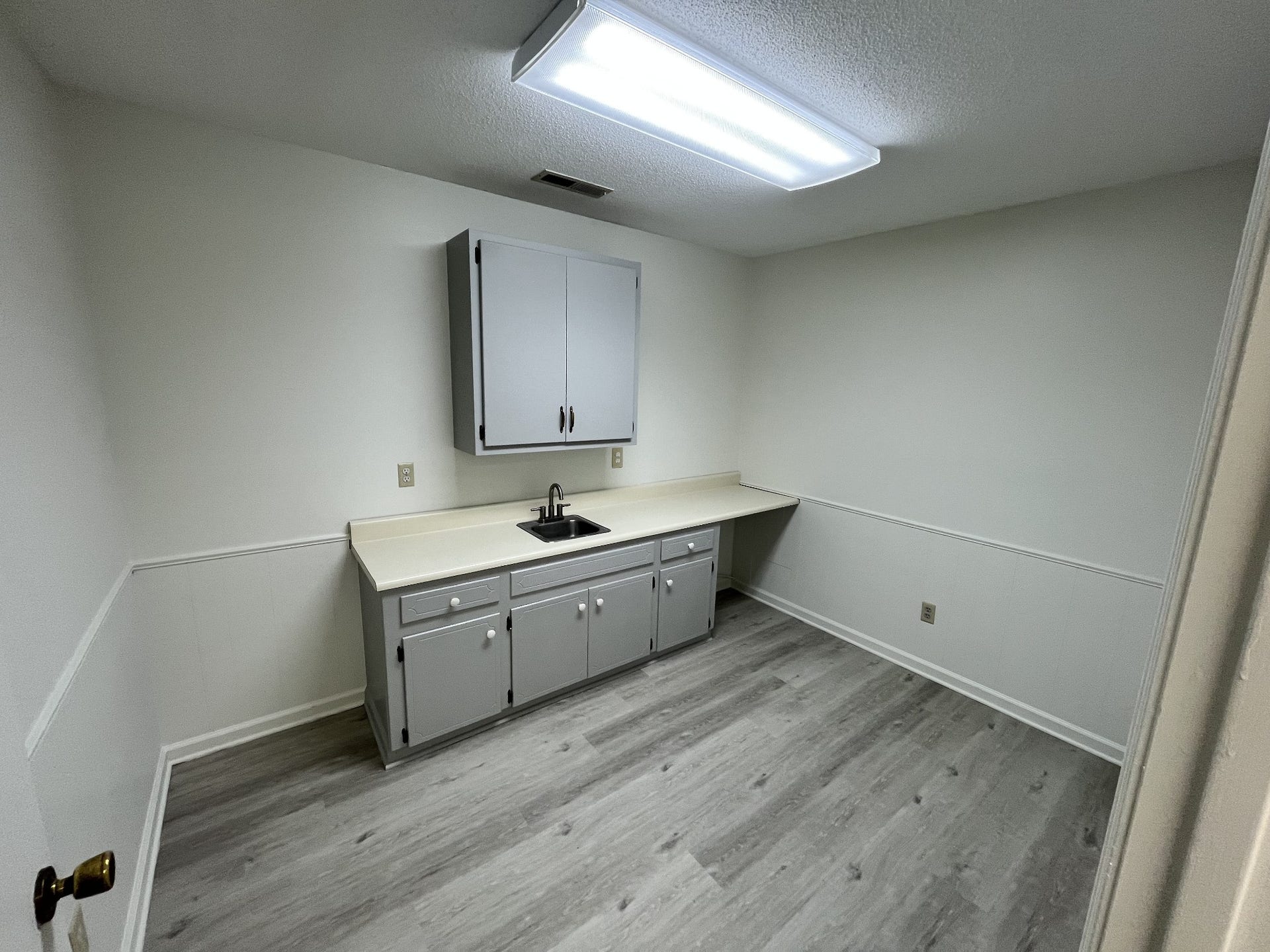 1223 Hatcher Ln, Columbia, TN 38401 1223 Hatcher Ln, Columbia, TN 38401