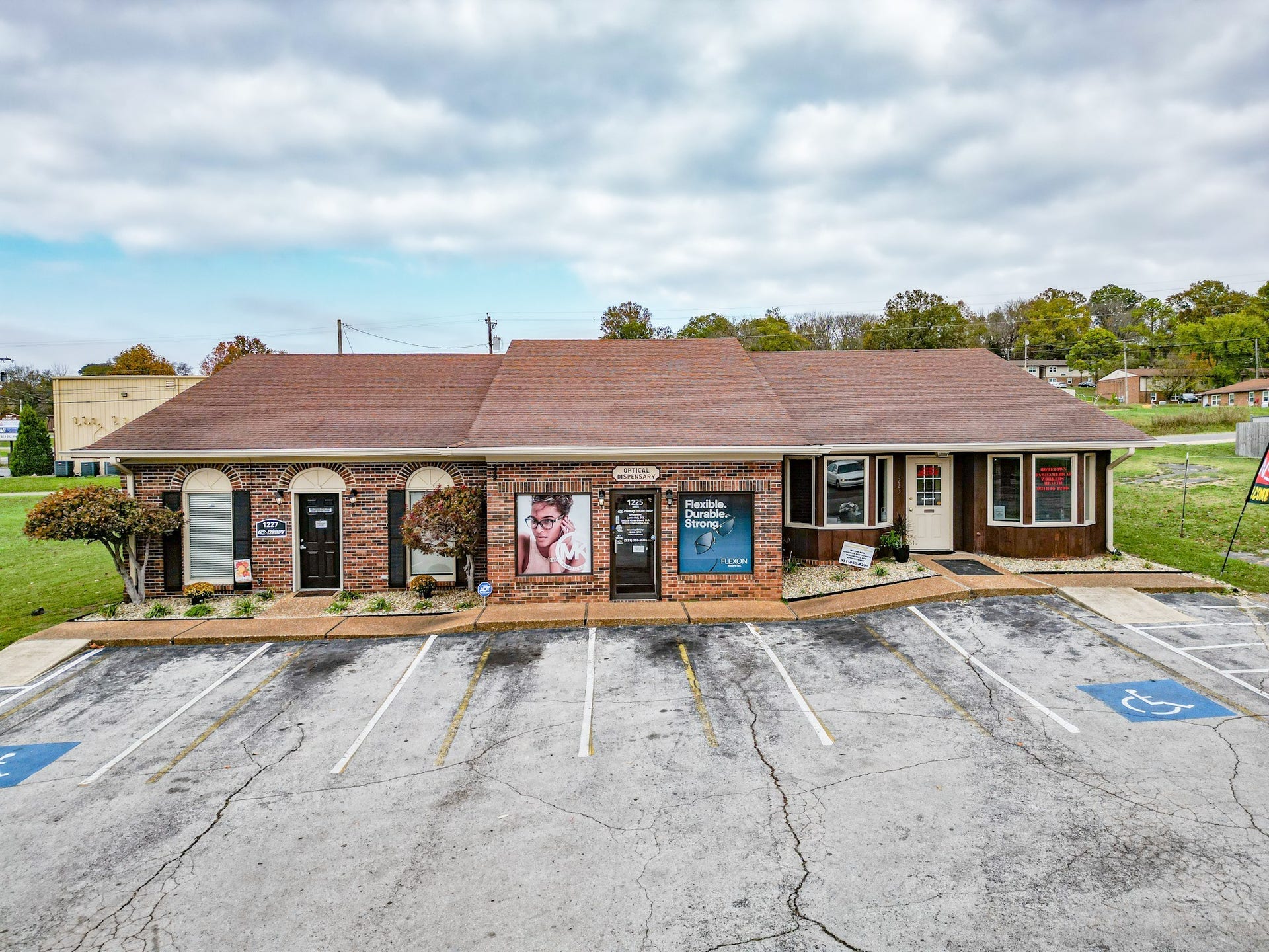 1223 Hatcher Ln, Columbia, TN 38401 1223 Hatcher Ln, Columbia, TN 38401