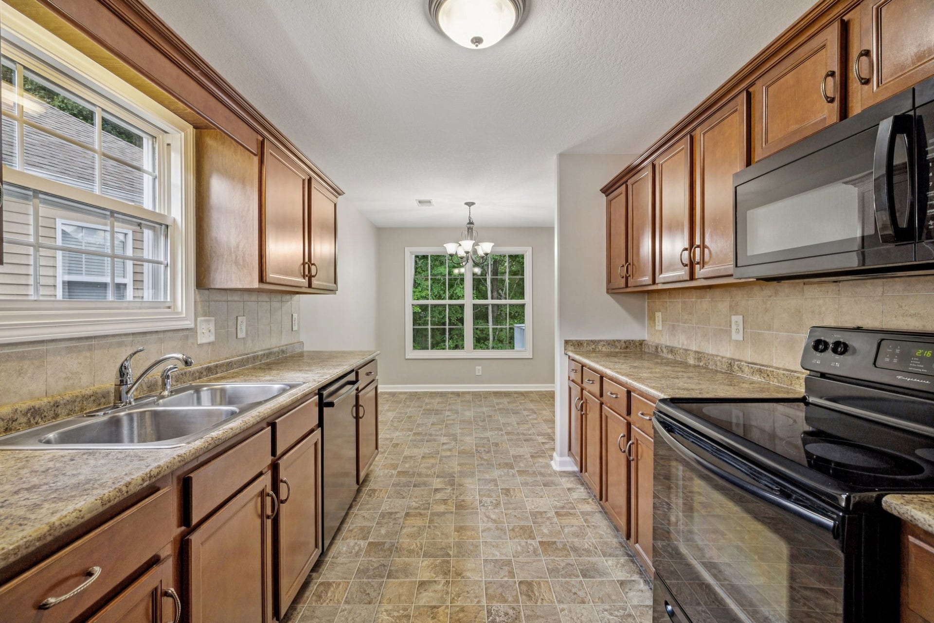 309 David Dr, Clarksville, TN 37040 309 David Dr, Clarksville, TN 37040