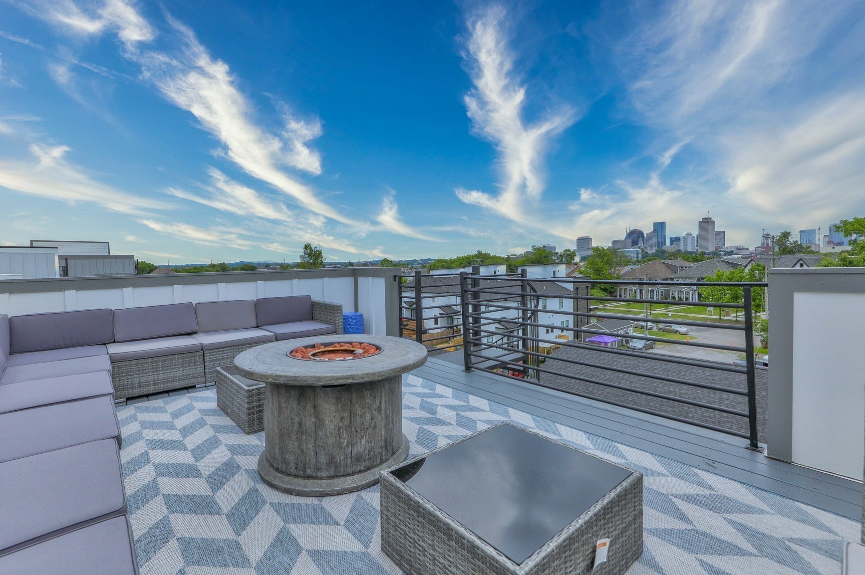 Take in downtown views from this sky deck just minutes to all the hotspots
