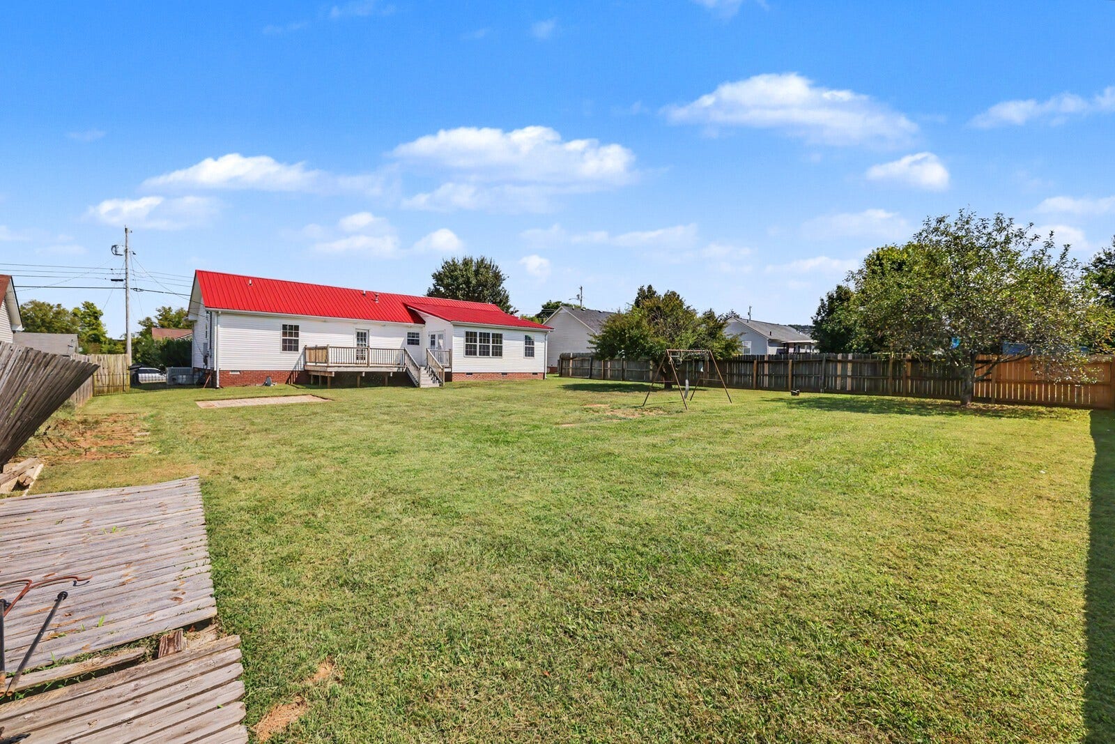 1612 London Dr, Columbia, TN 38401 1612 London Dr, Columbia, TN 38401