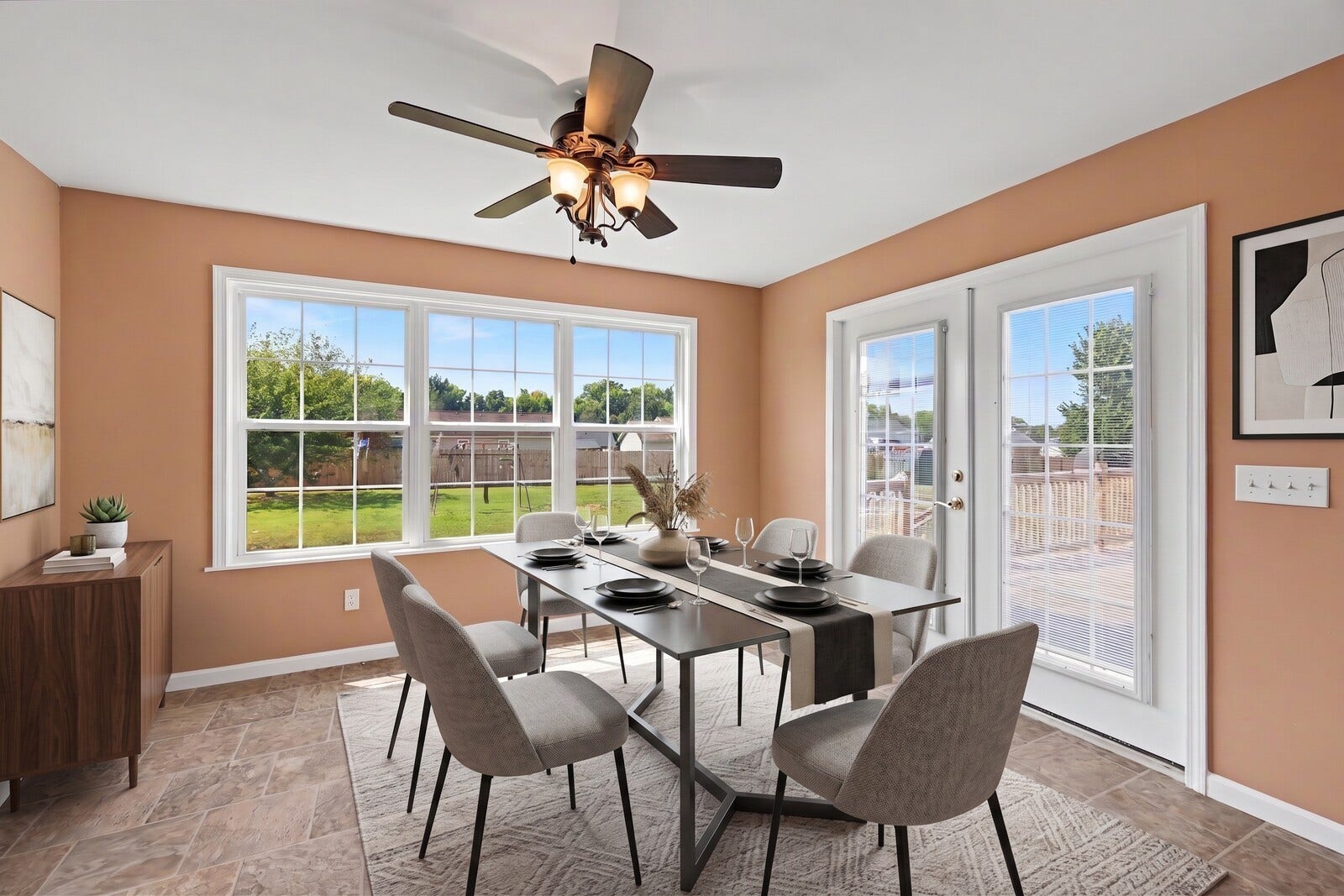 1612 London Dr, Columbia, TN 38401 virtually staged