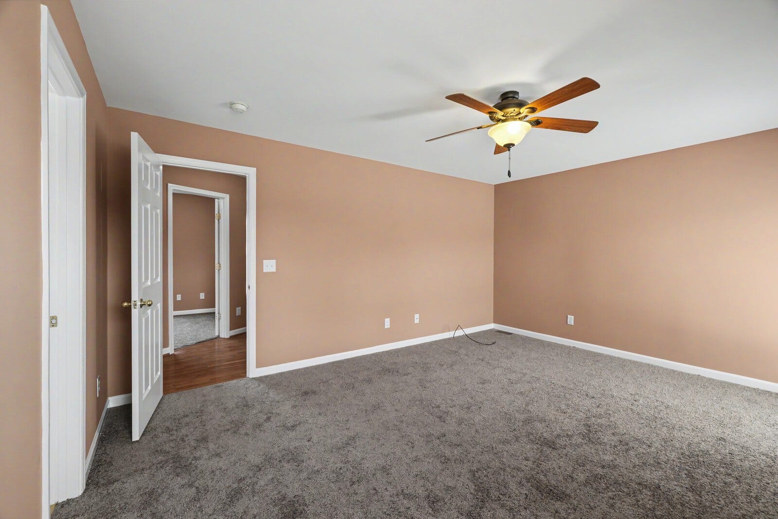 1612 London Dr, Columbia, TN 38401 1612 London Dr, Columbia, TN 38401