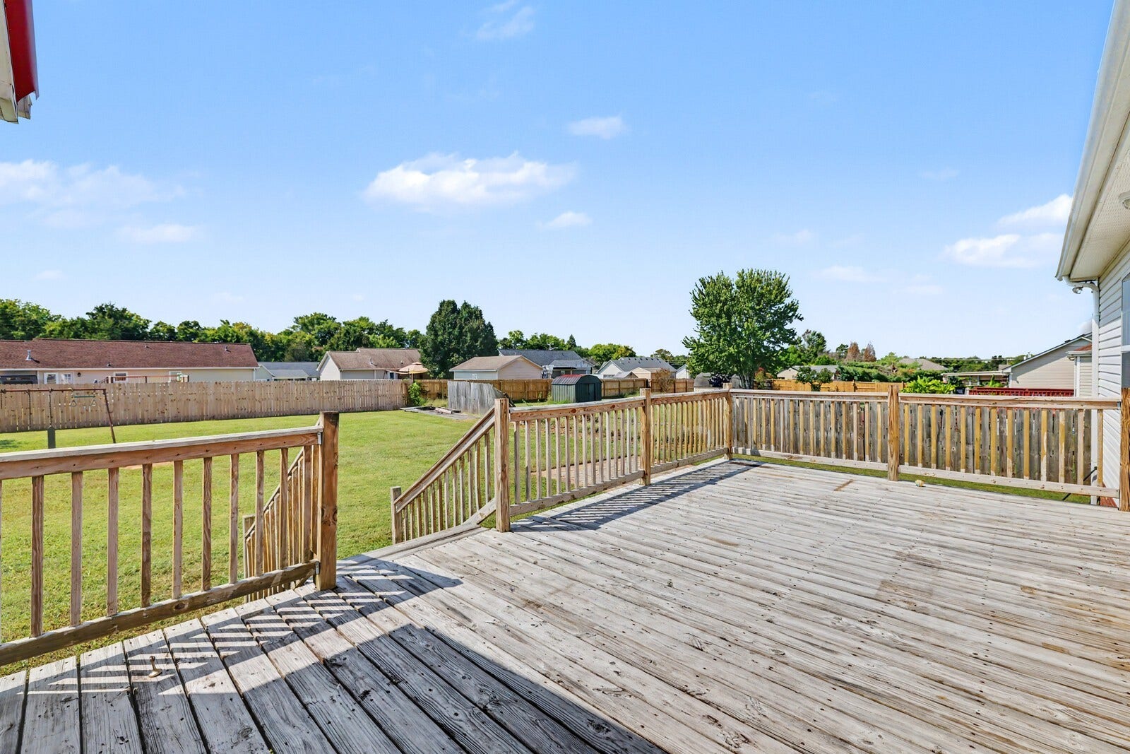 1612 London Dr, Columbia, TN 38401 1612 London Dr, Columbia, TN 38401