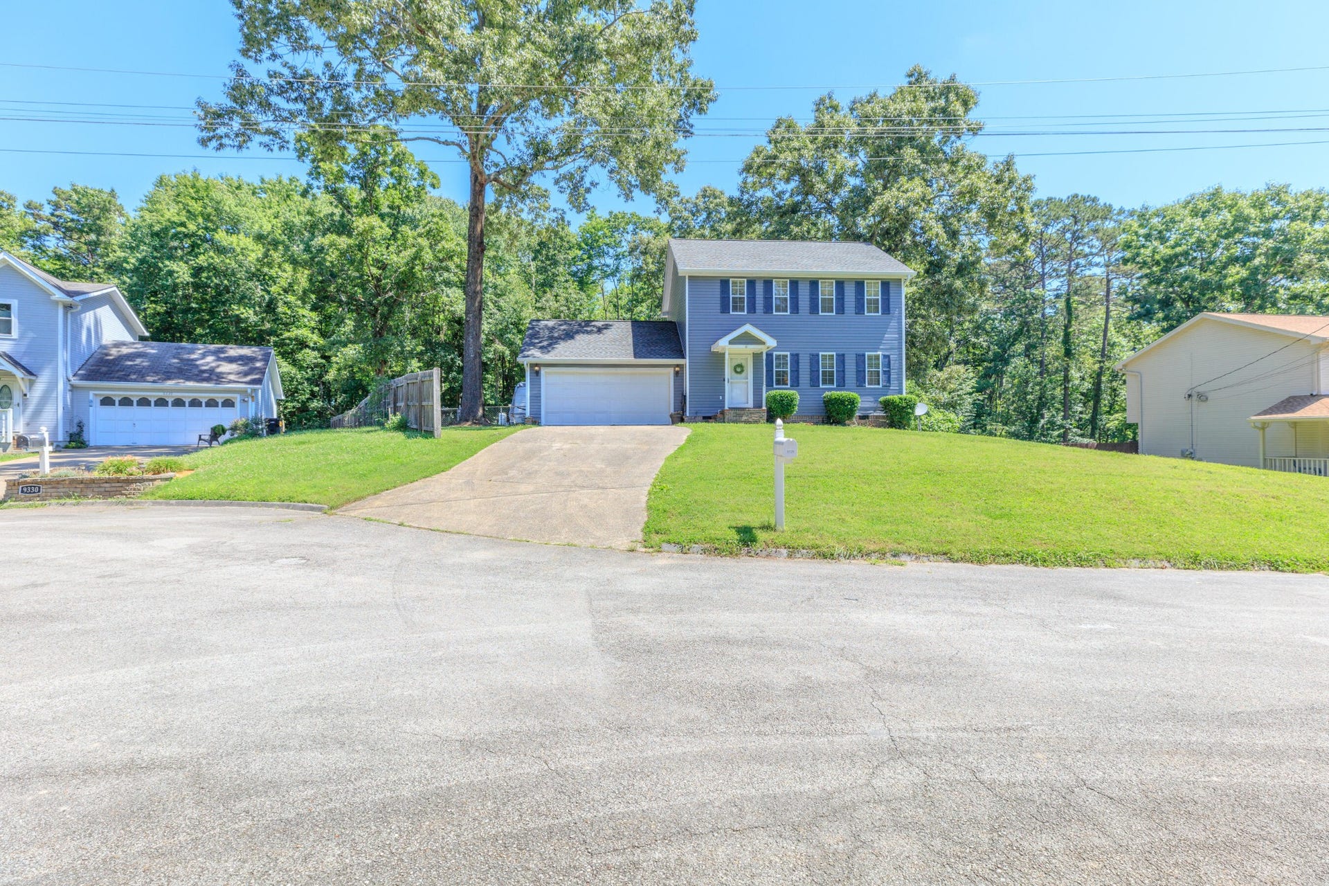 9328 Branford Drive, Soddy Daisy, TN 37379 9328 Branford Drive, Soddy Daisy, TN 37379