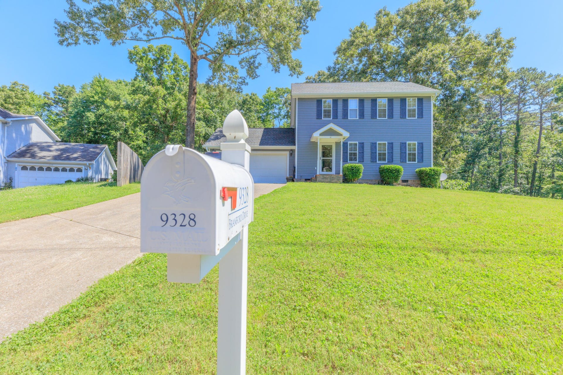 9328 Branford Drive, Soddy Daisy, TN 37379 9328 Branford Drive, Soddy Daisy, TN 37379