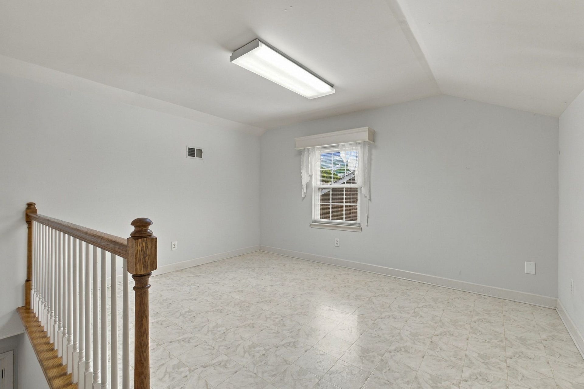 8515 Sawyer Brown Rd, Nashville, TN 37221 8515 Sawyer Brown Rd, Nashville, TN 37221