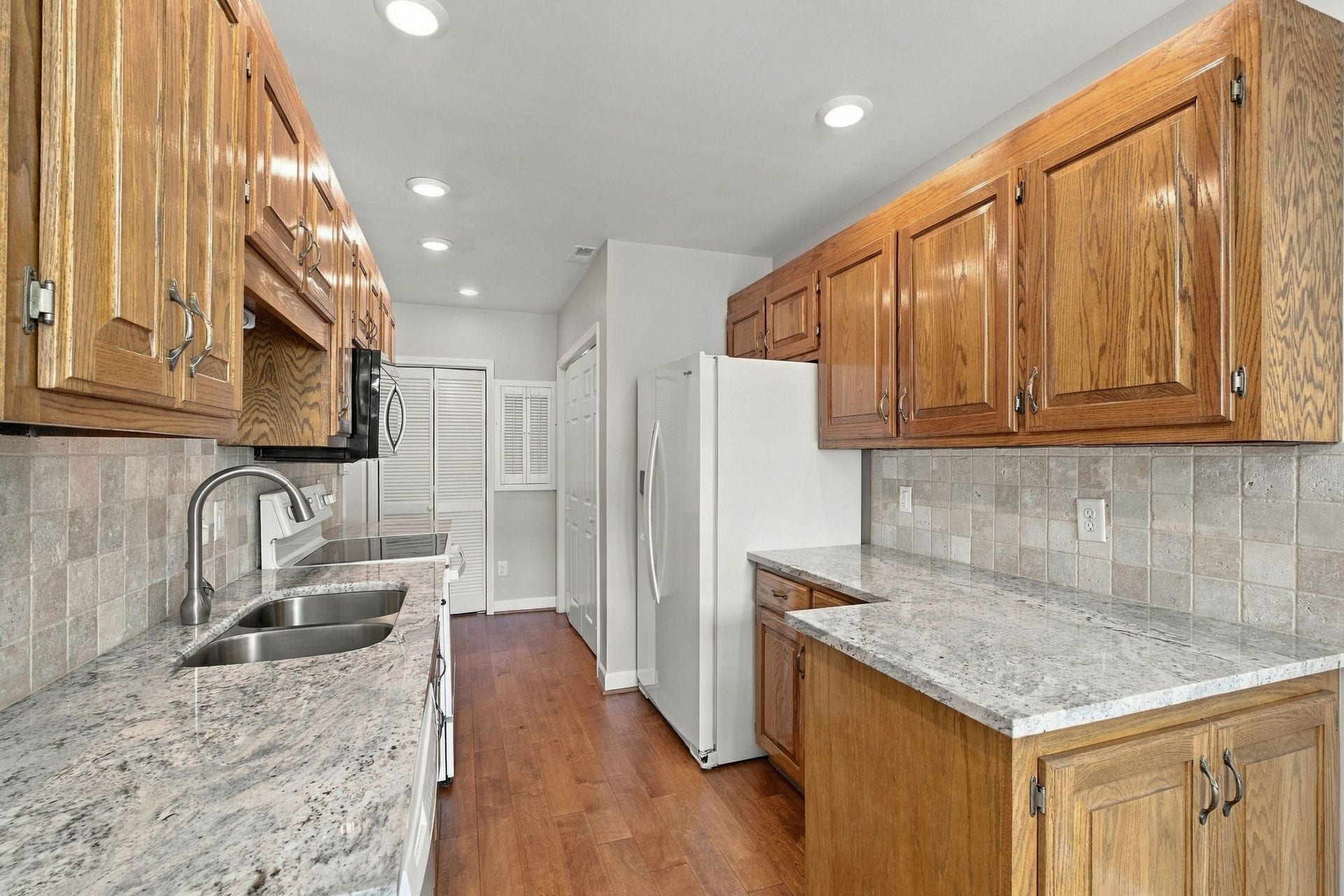 8515 Sawyer Brown Rd, Nashville, TN 37221 8515 Sawyer Brown Rd, Nashville, TN 37221