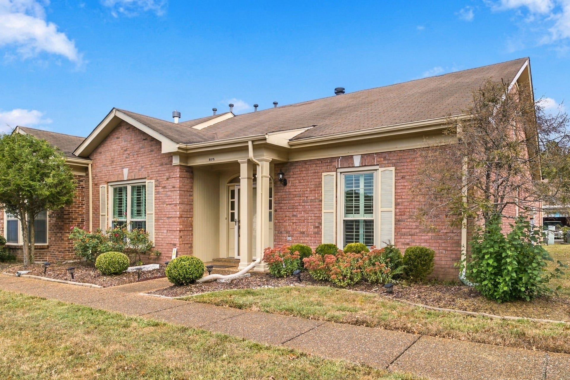 8515 Sawyer Brown Rd, Nashville, TN 37221 8515 Sawyer Brown Rd, Nashville, TN 37221