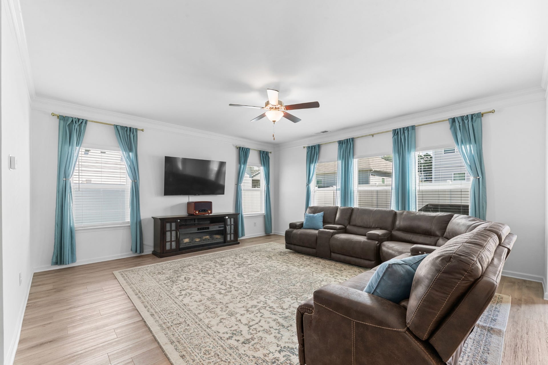 218 Stonewall Dr, Columbia, TN 38401 218 Stonewall Dr, Columbia, TN 38401