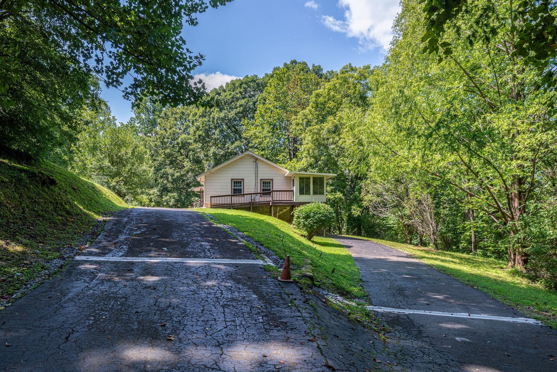 1860 Highway 70, Kingston Springs, TN 37082 1860 Highway 70, Kingston Springs, TN 37082