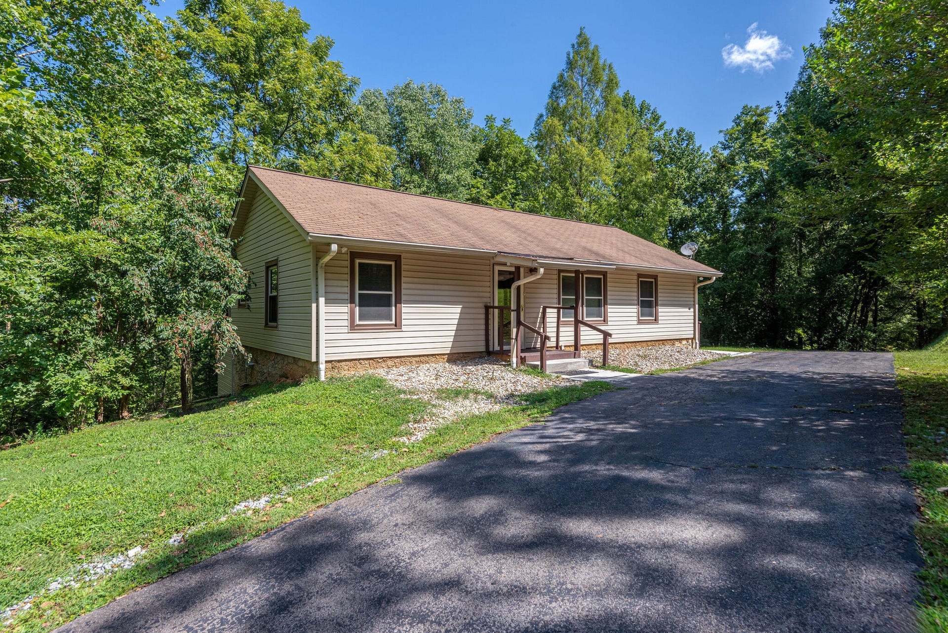 1860 Highway 70, Kingston Springs, TN 37082 1860 Highway 70, Kingston Springs, TN 37082