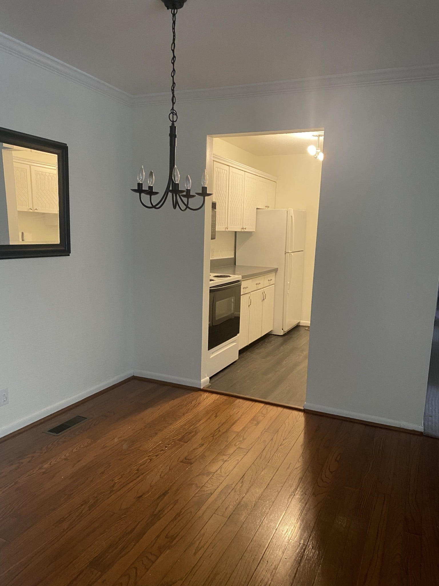 3520 West End, #5, Nashville, TN 37205